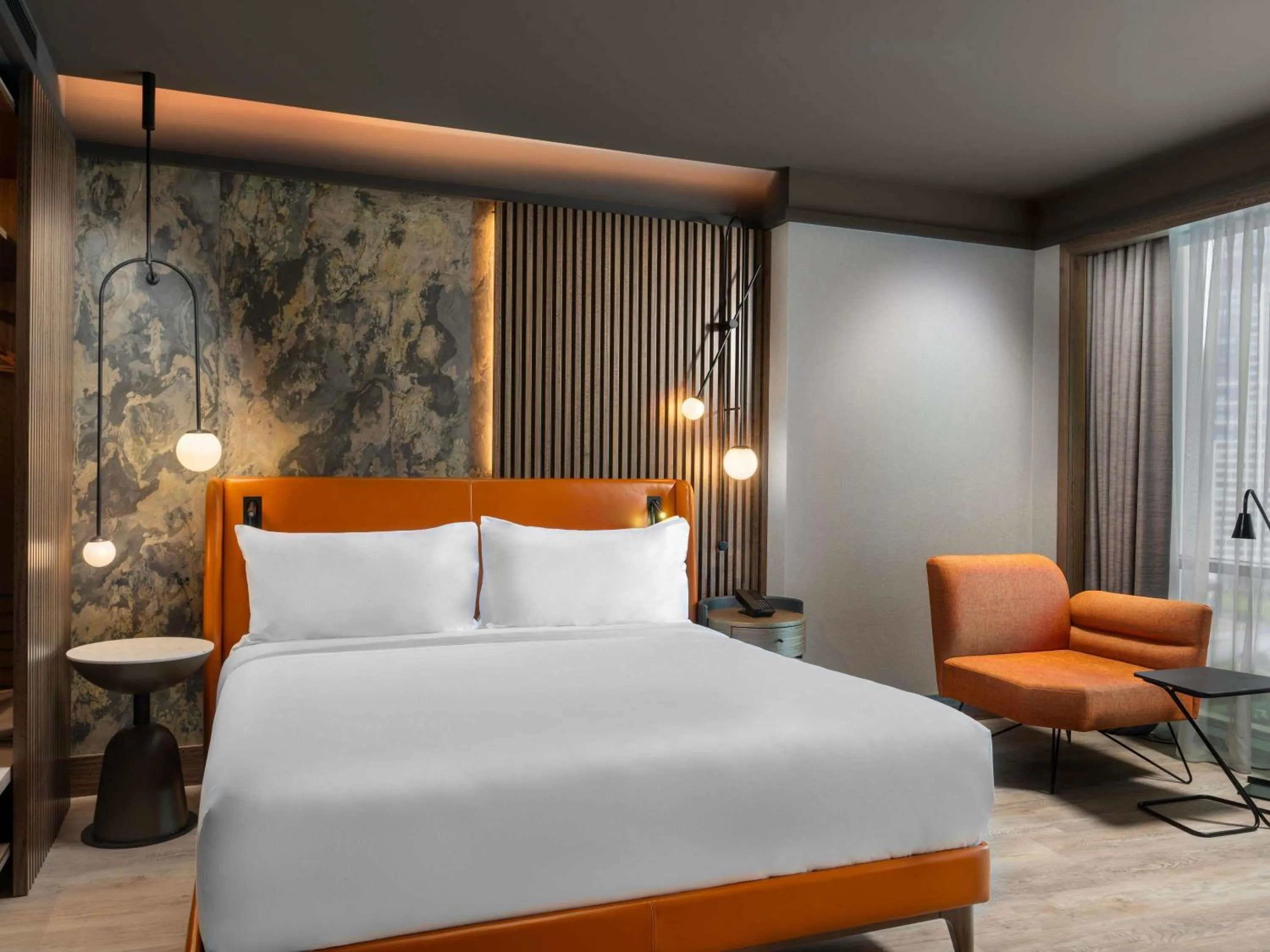 Bedroom, Bed in Mövenpick Hotel Istanbul Marmara Sea