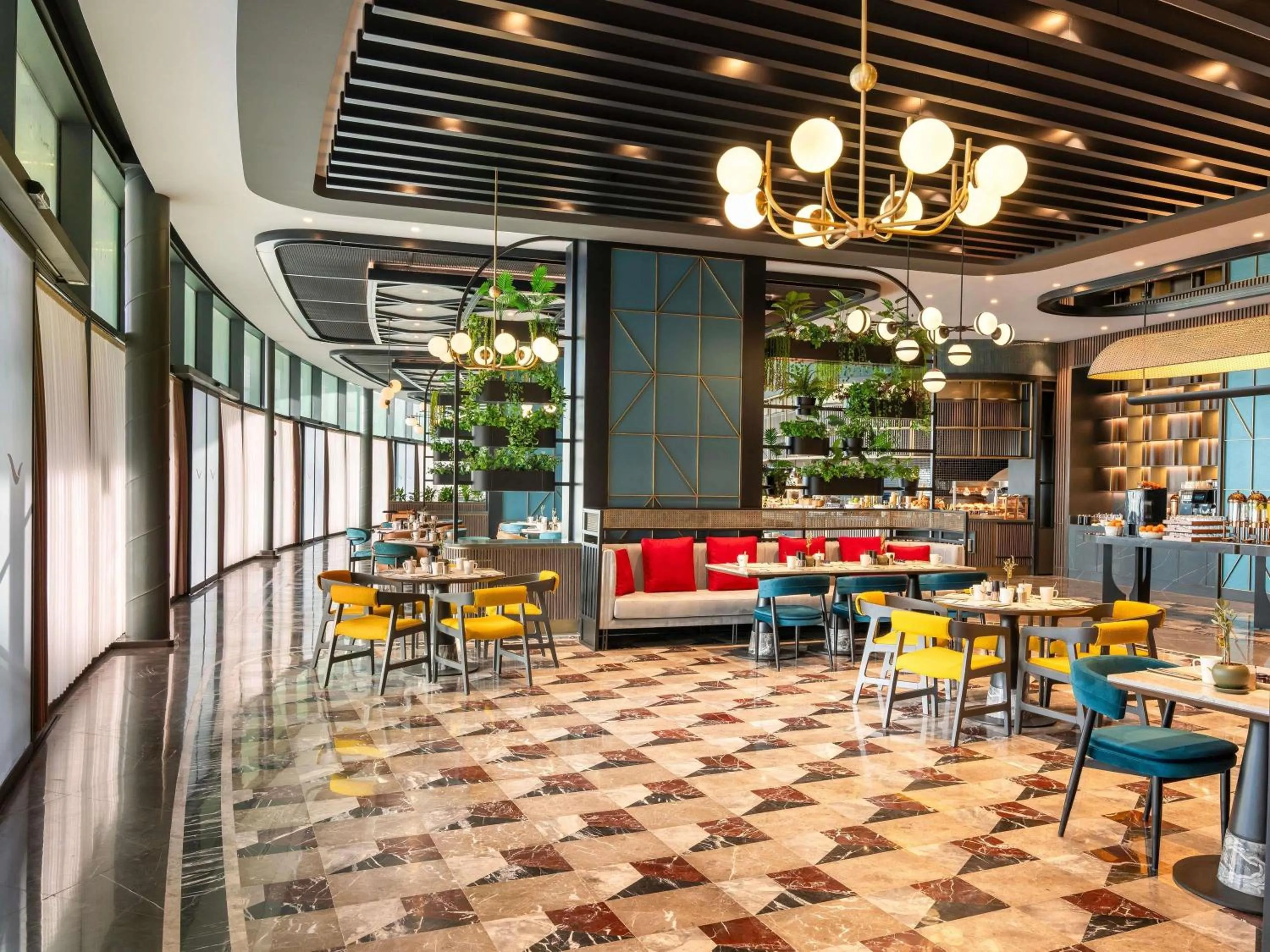 Restaurant/places to eat in Mövenpick Hotel Istanbul Marmara Sea