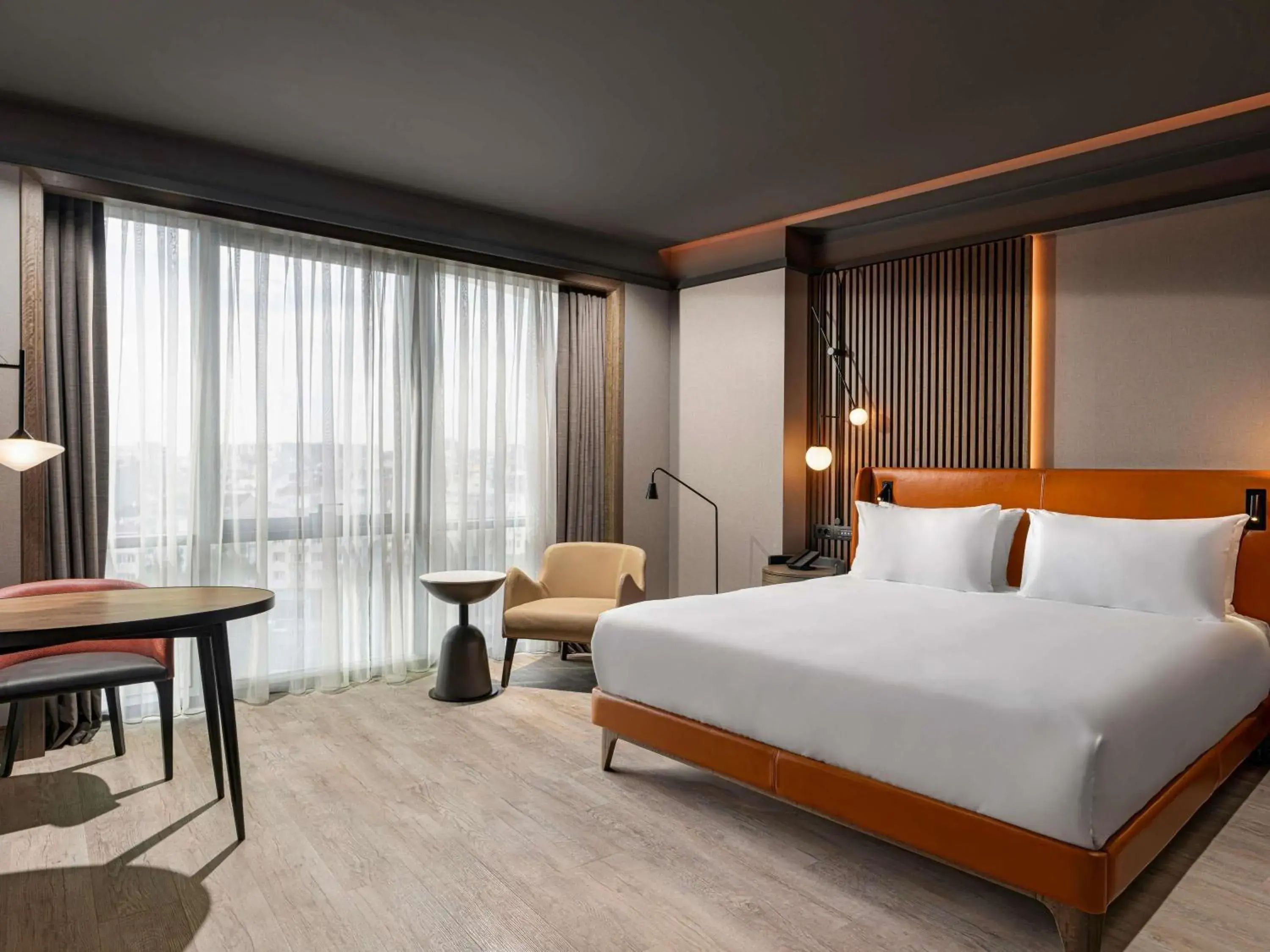 Superior Room - City Side in Mövenpick Hotel Istanbul Marmara Sea Superior Room - City Side in Mövenpick Hotel Istanbul Marmara Sea