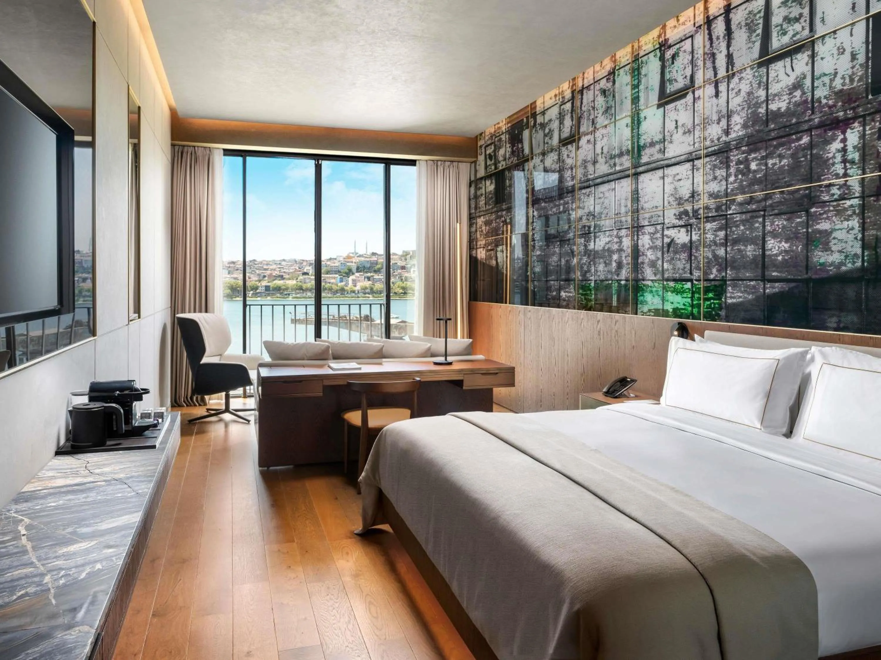 Bedroom, Bed in Rixos Tersane Istanbul