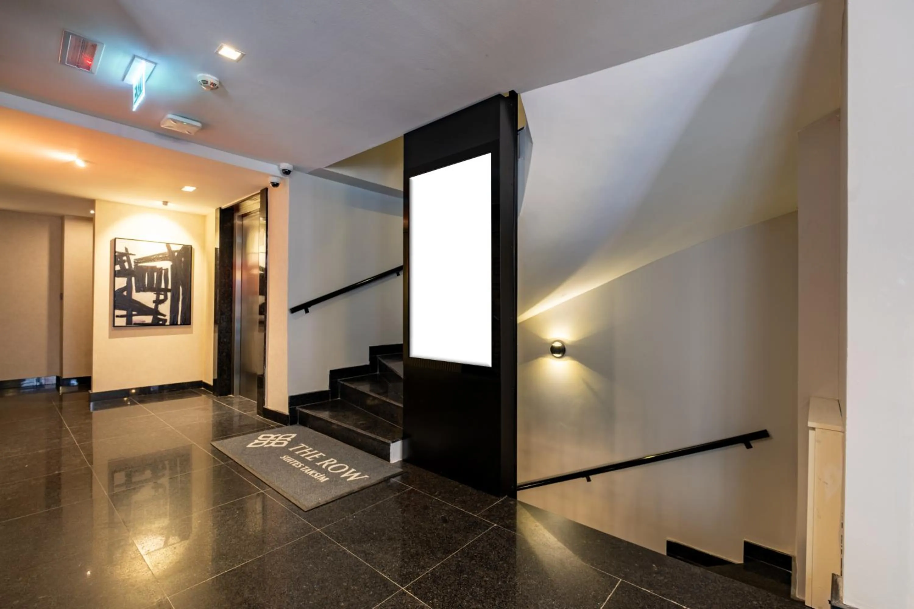 Lobby or reception in The Row Suites Taksim