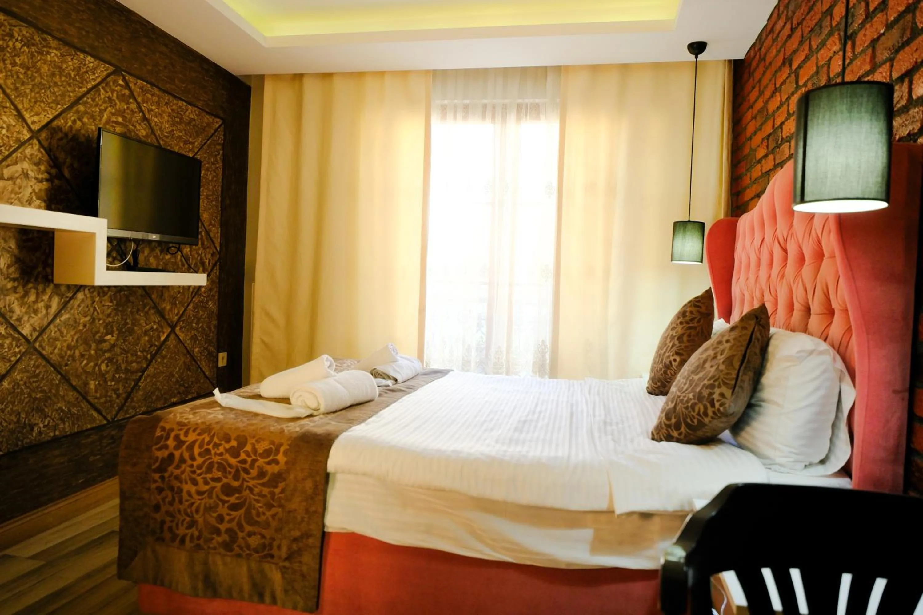 Bed in Taksim Celebi Suites