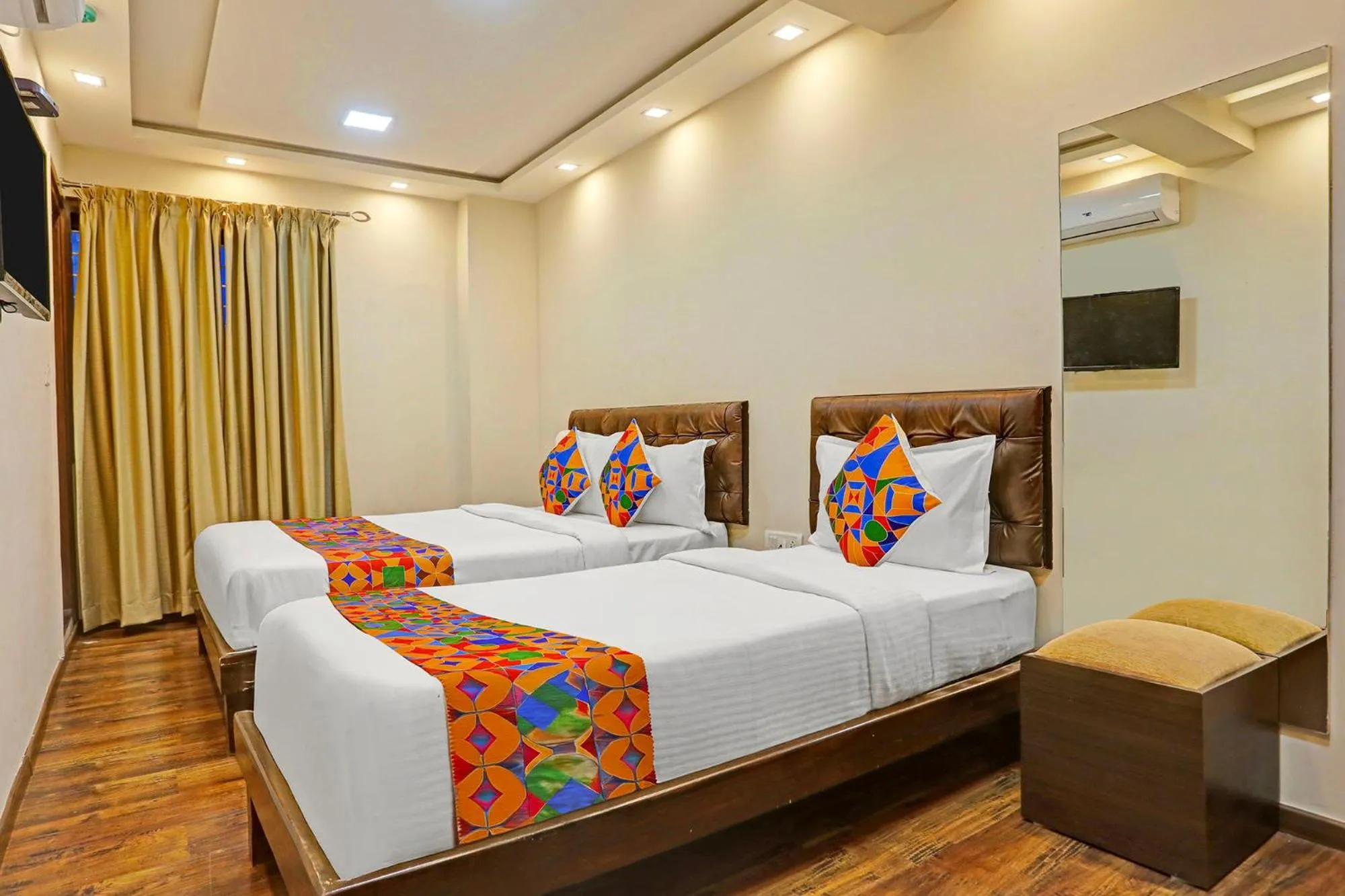 Bed in Hotel Orange Park