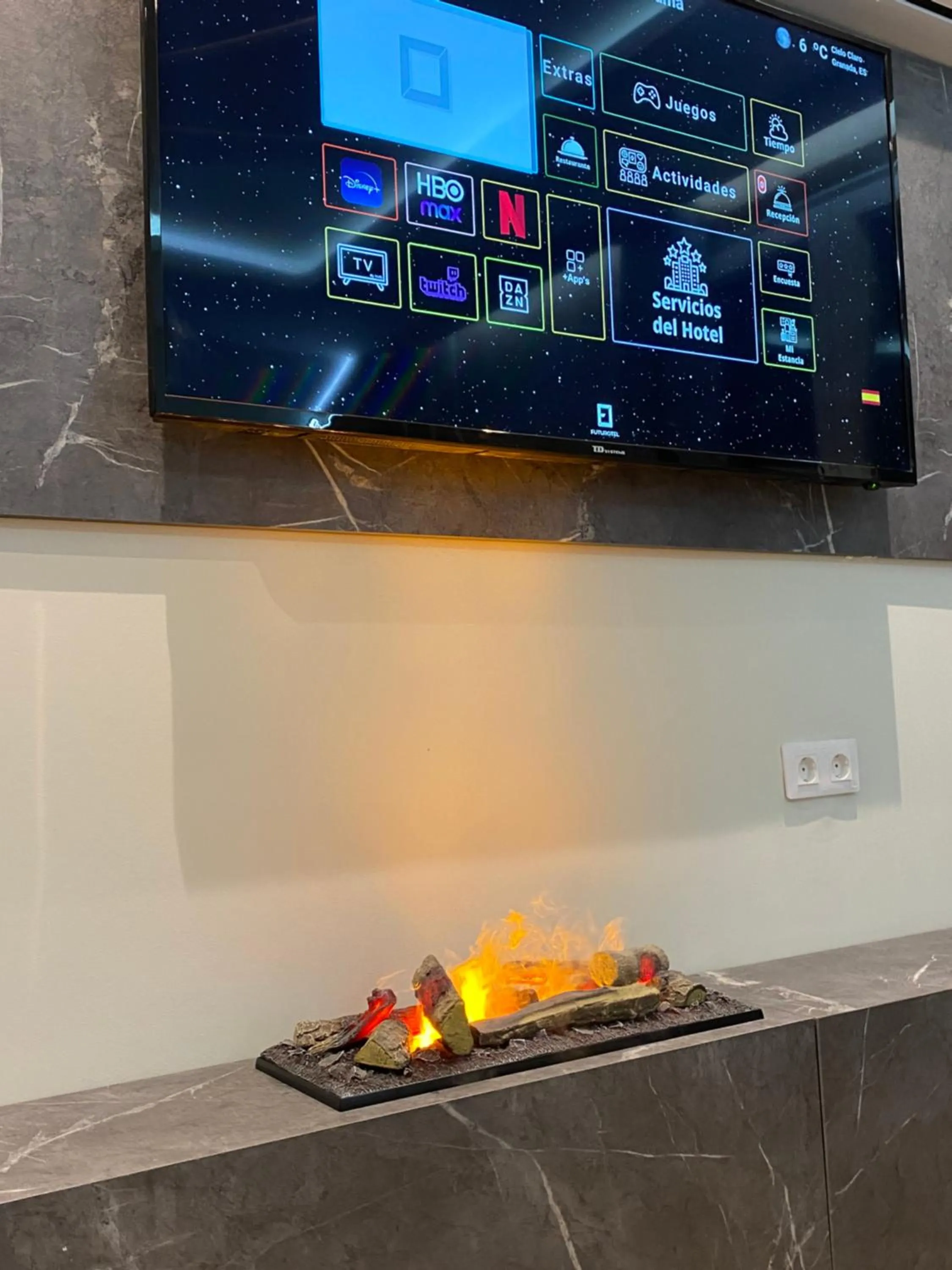 TV and multimedia in Futurotel Spa Garden