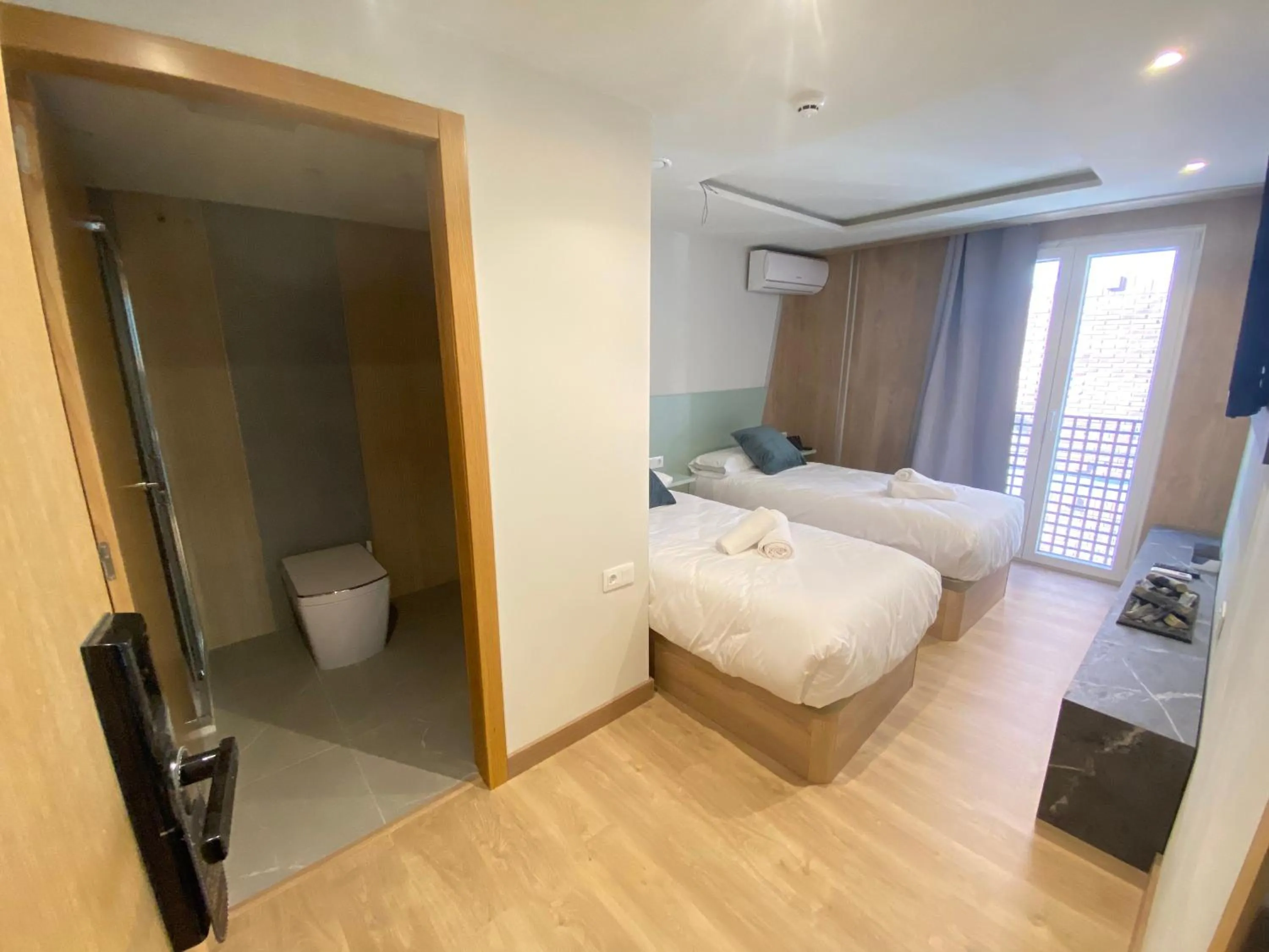 TV and multimedia in Futurotel Spa Garden