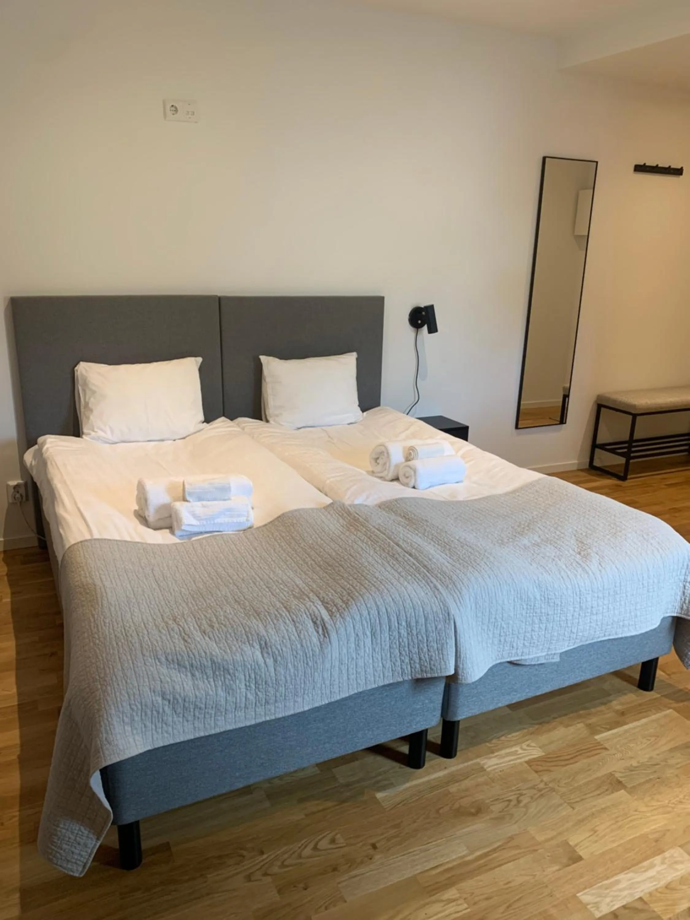 Bed in Edsviken Hotell AB