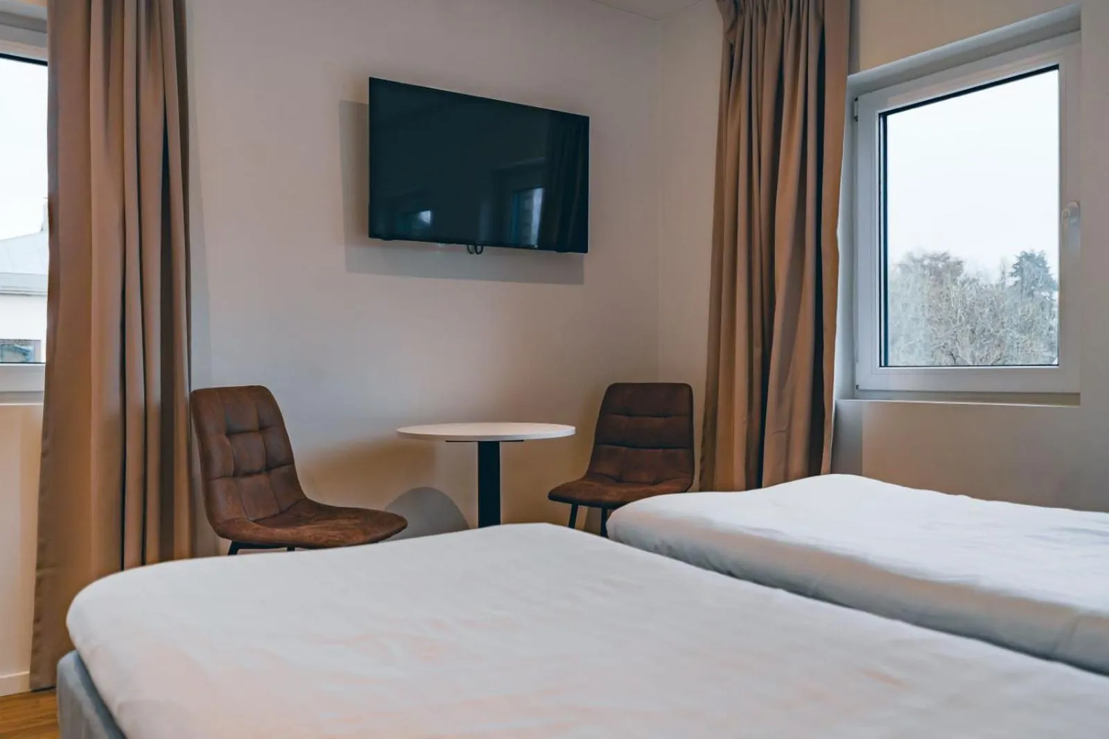 Bed in Edsviken Hotell AB