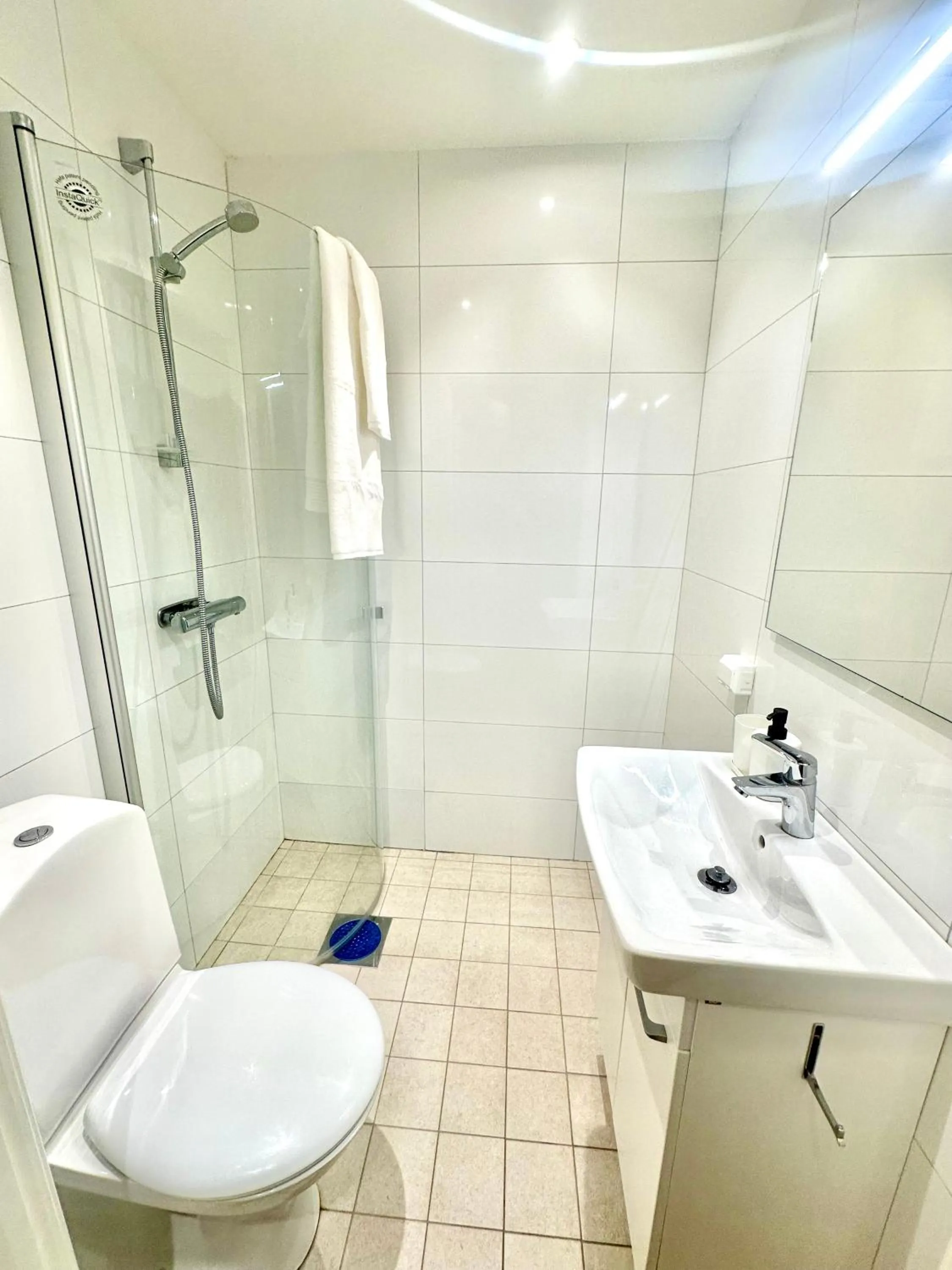 Shower in Edsviken Hotell AB