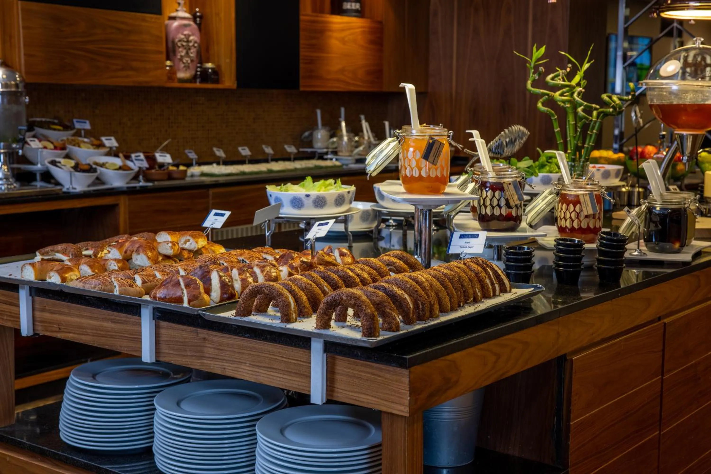 Restaurant/places to eat in Anemon Kent Ankara Otel