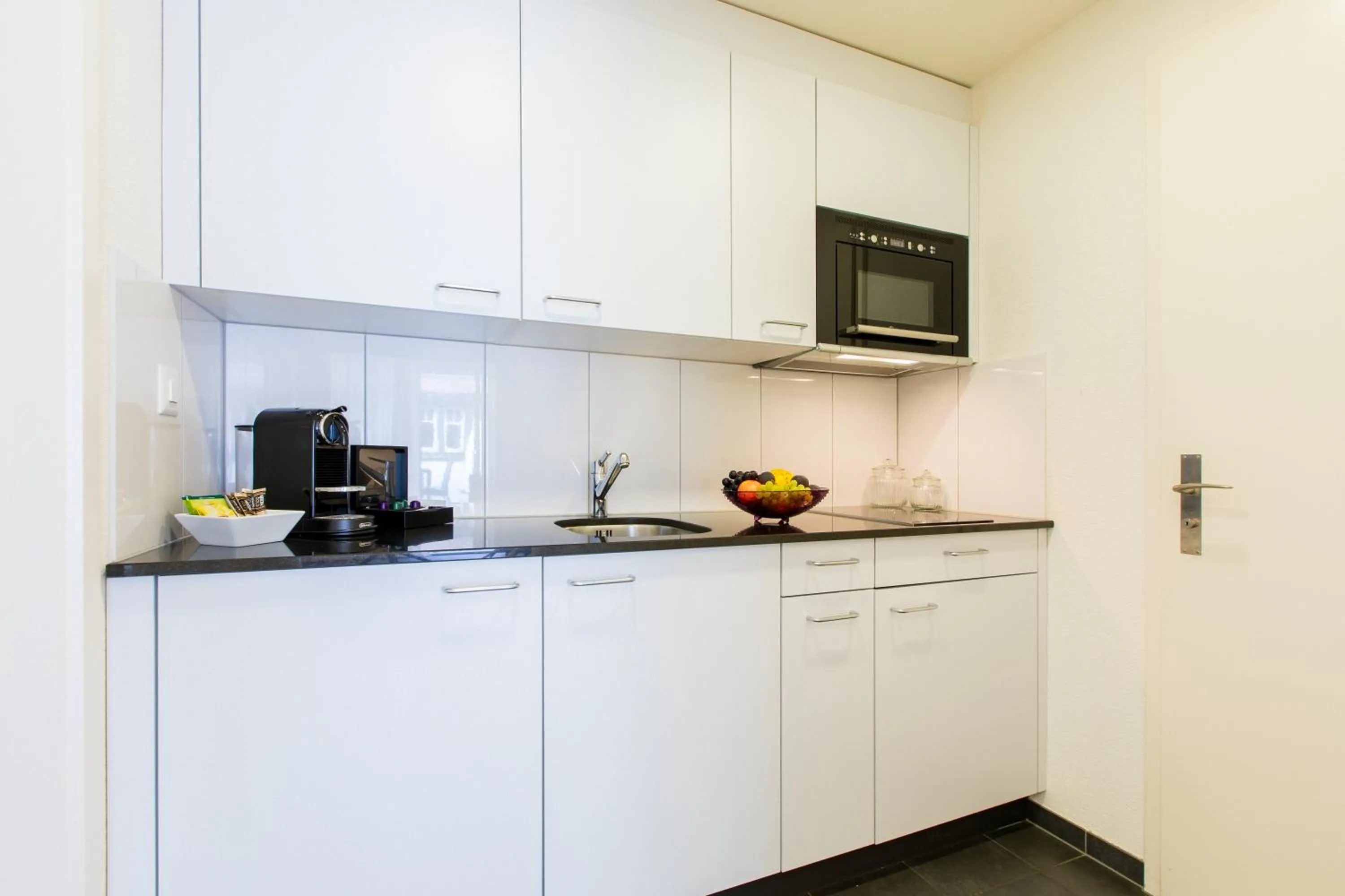 Kitchen or kitchenette in Apartmenthaus zum Trillen Basel City Center