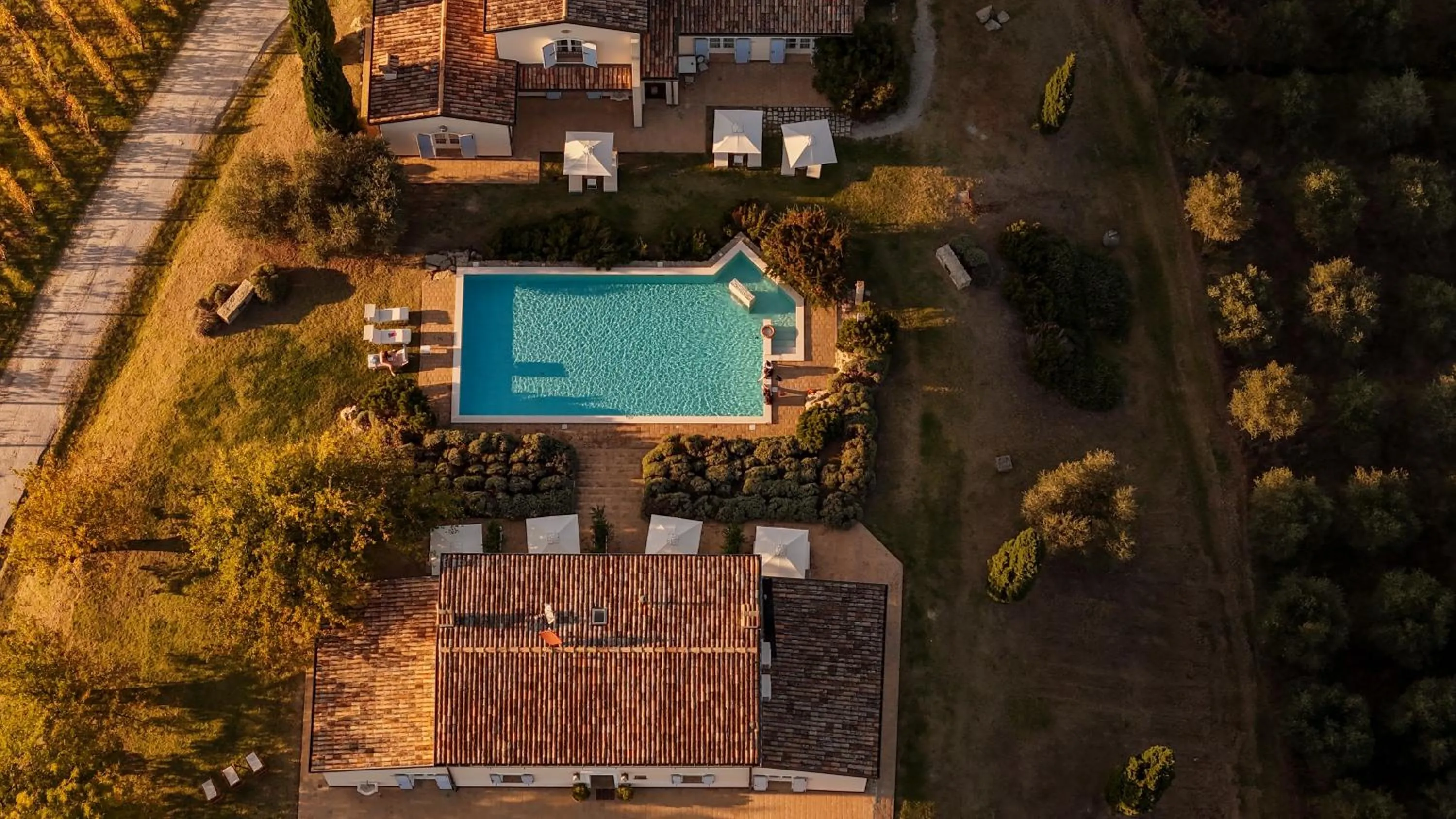 Swimming pool in Borgo Conde Wine Resort