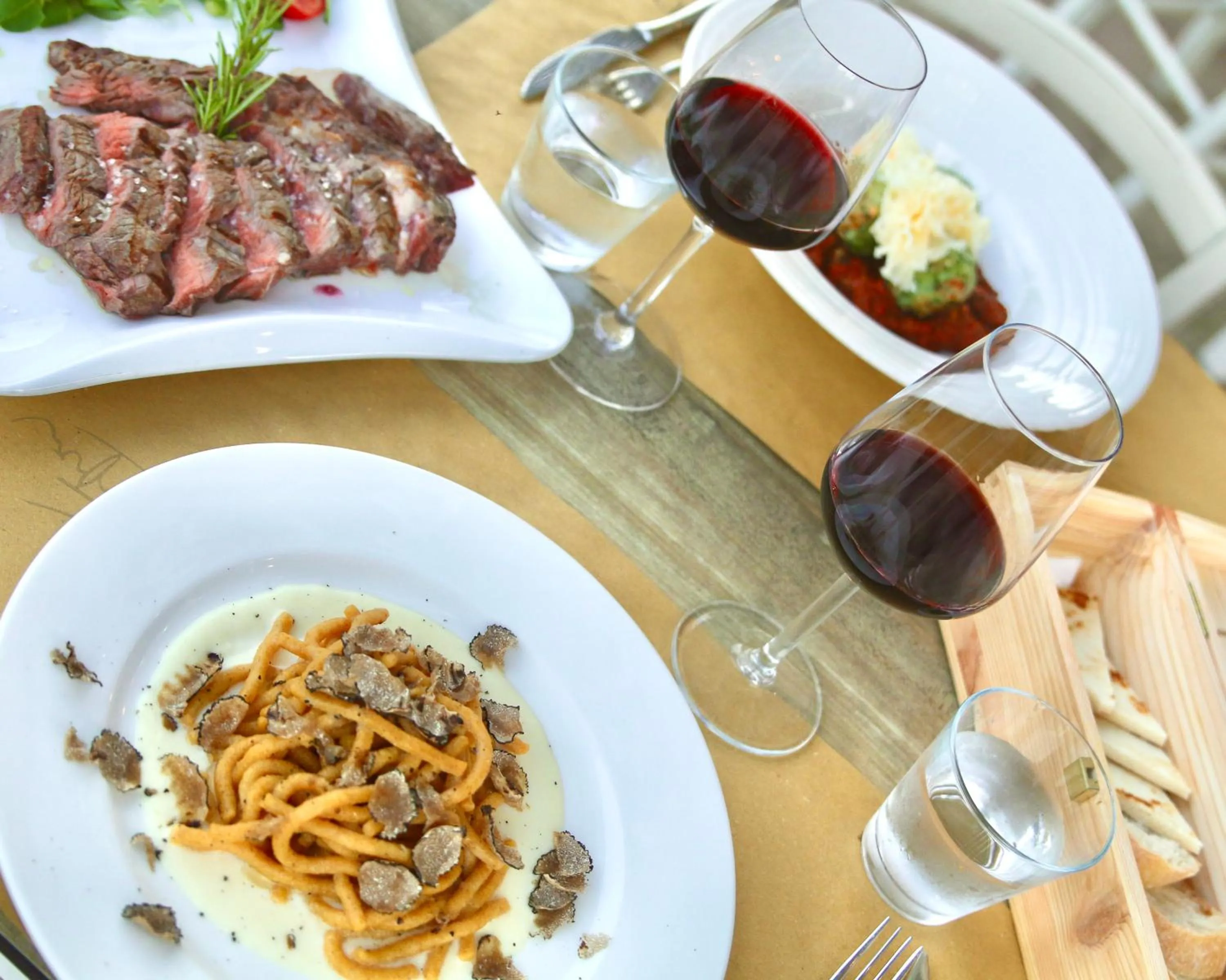 Restaurant/places to eat in Borgo Conde Wine Resort