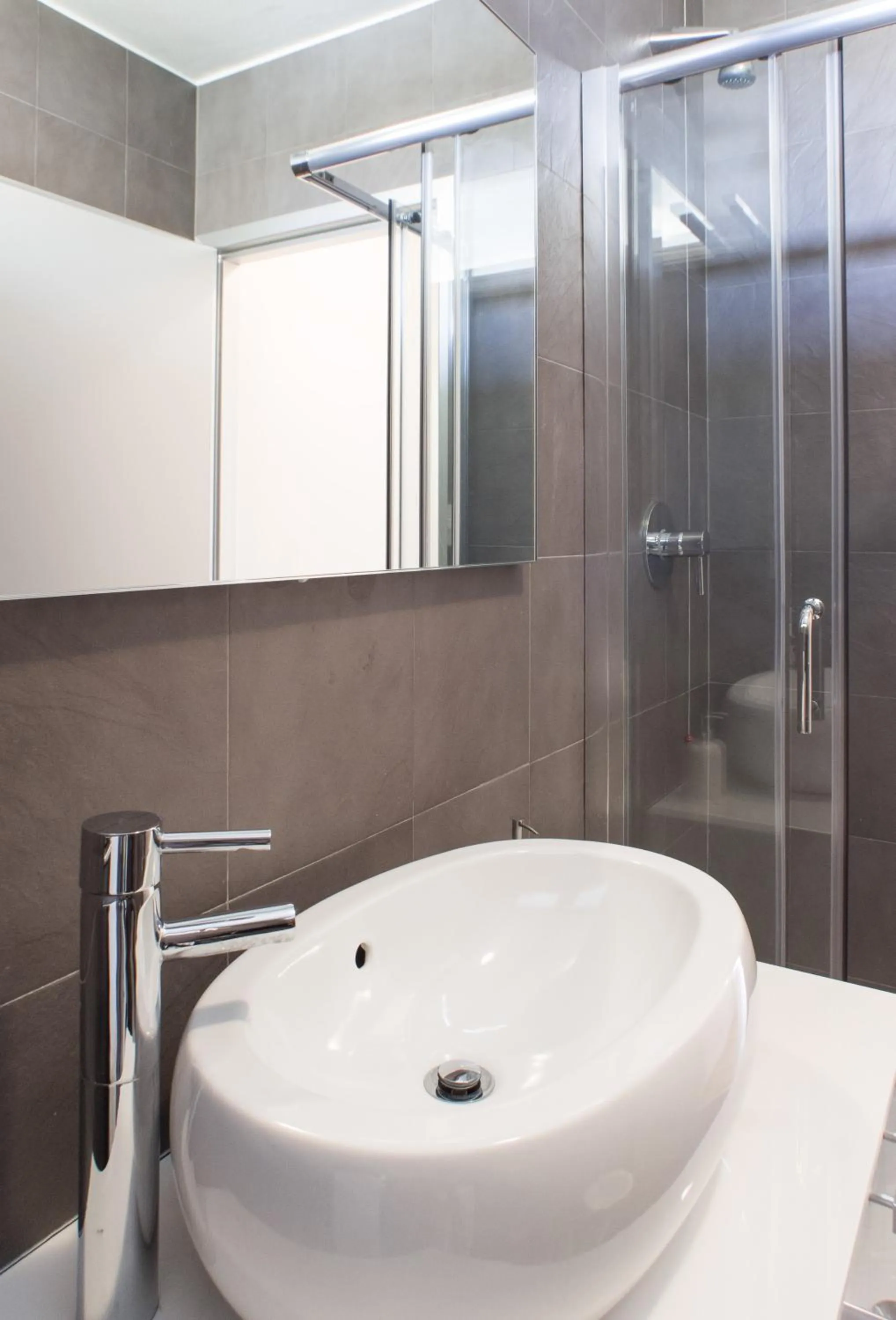 Shower in Housing32 Apartments