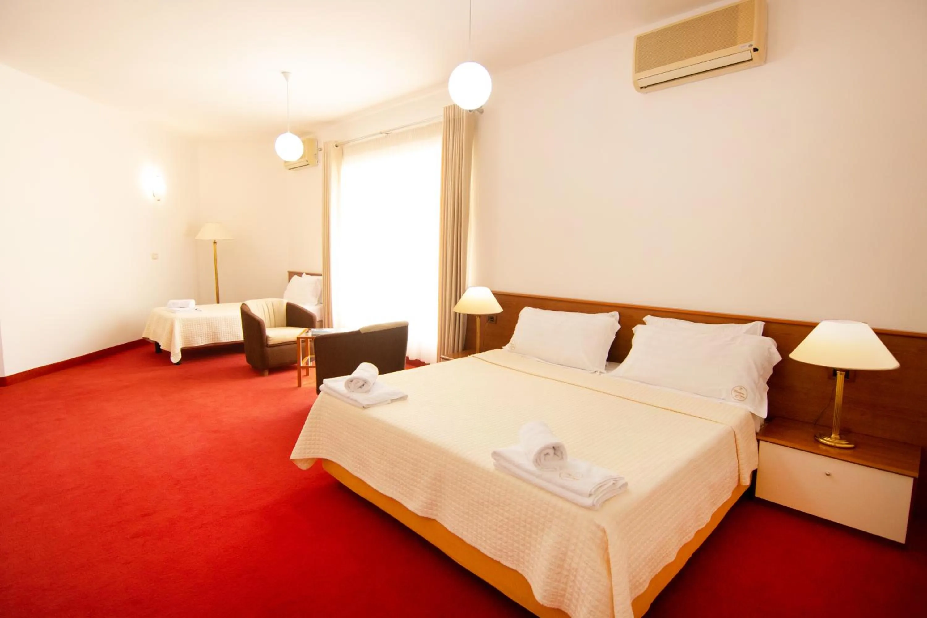 Bed in Chateau Linza Resort