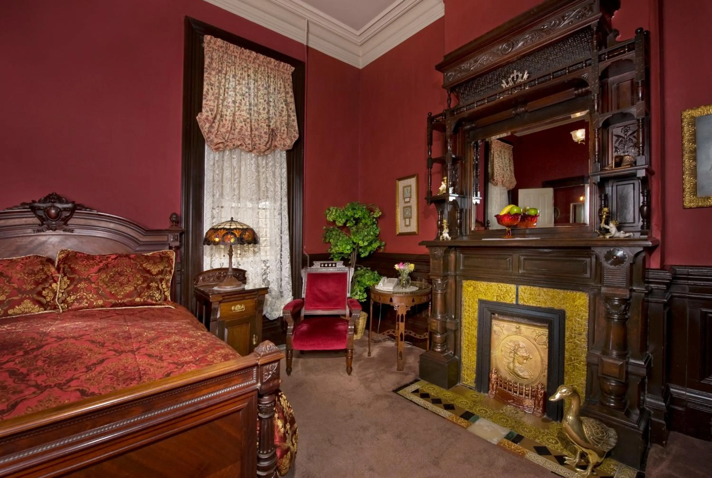 Photo of the whole room in Inn San Francisco