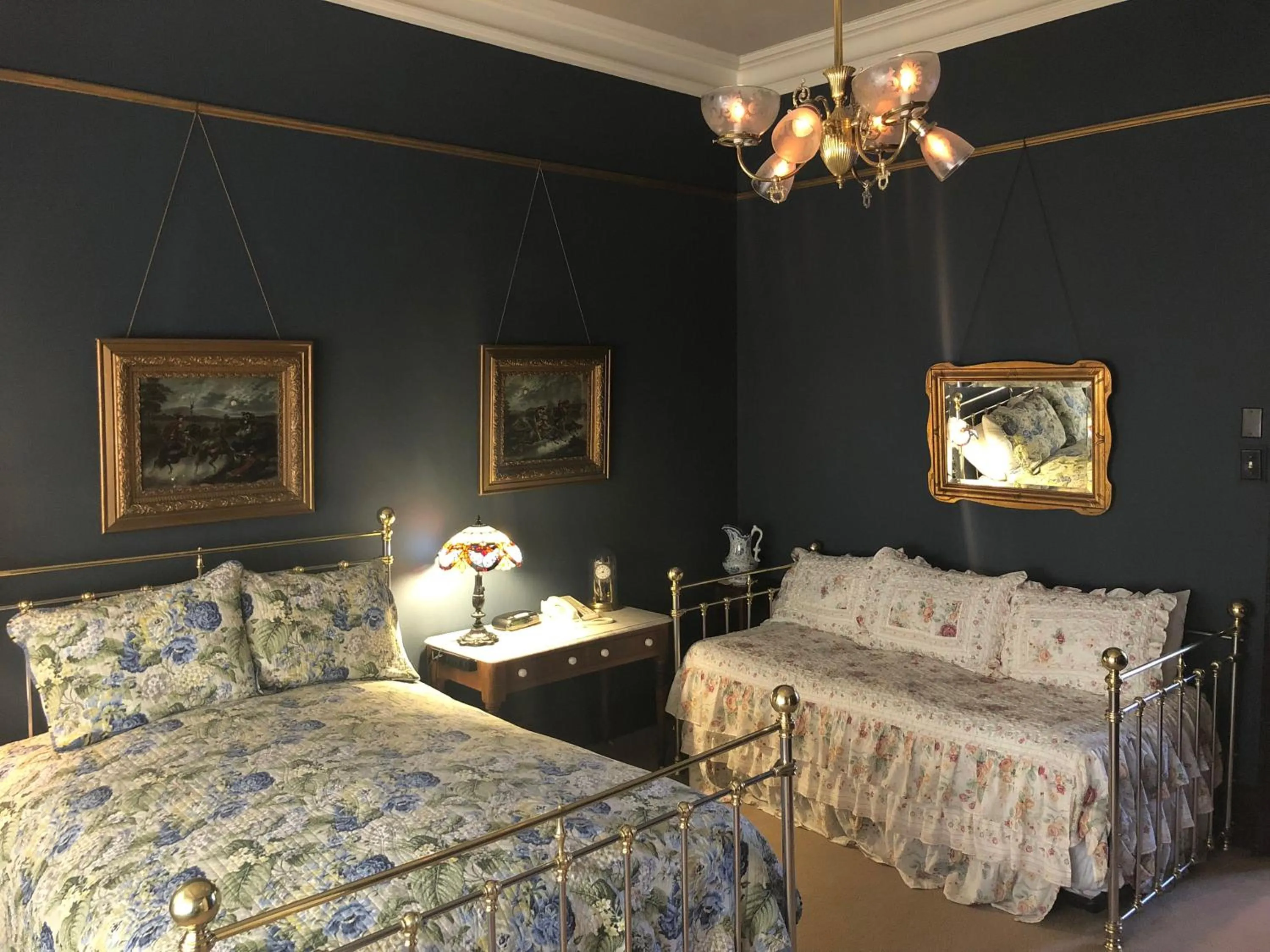 Bed in Inn San Francisco