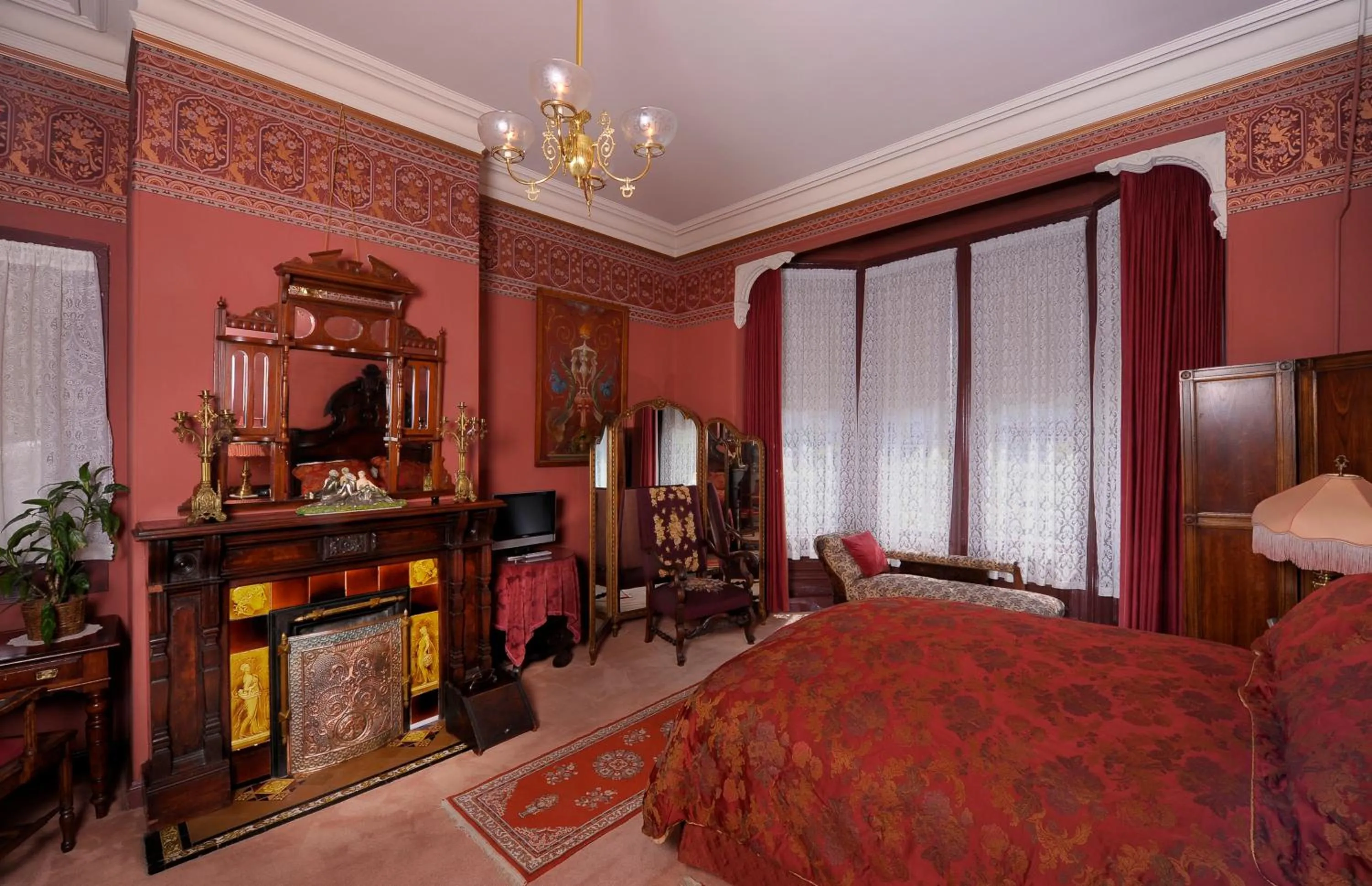 Photo of the whole room in Inn San Francisco