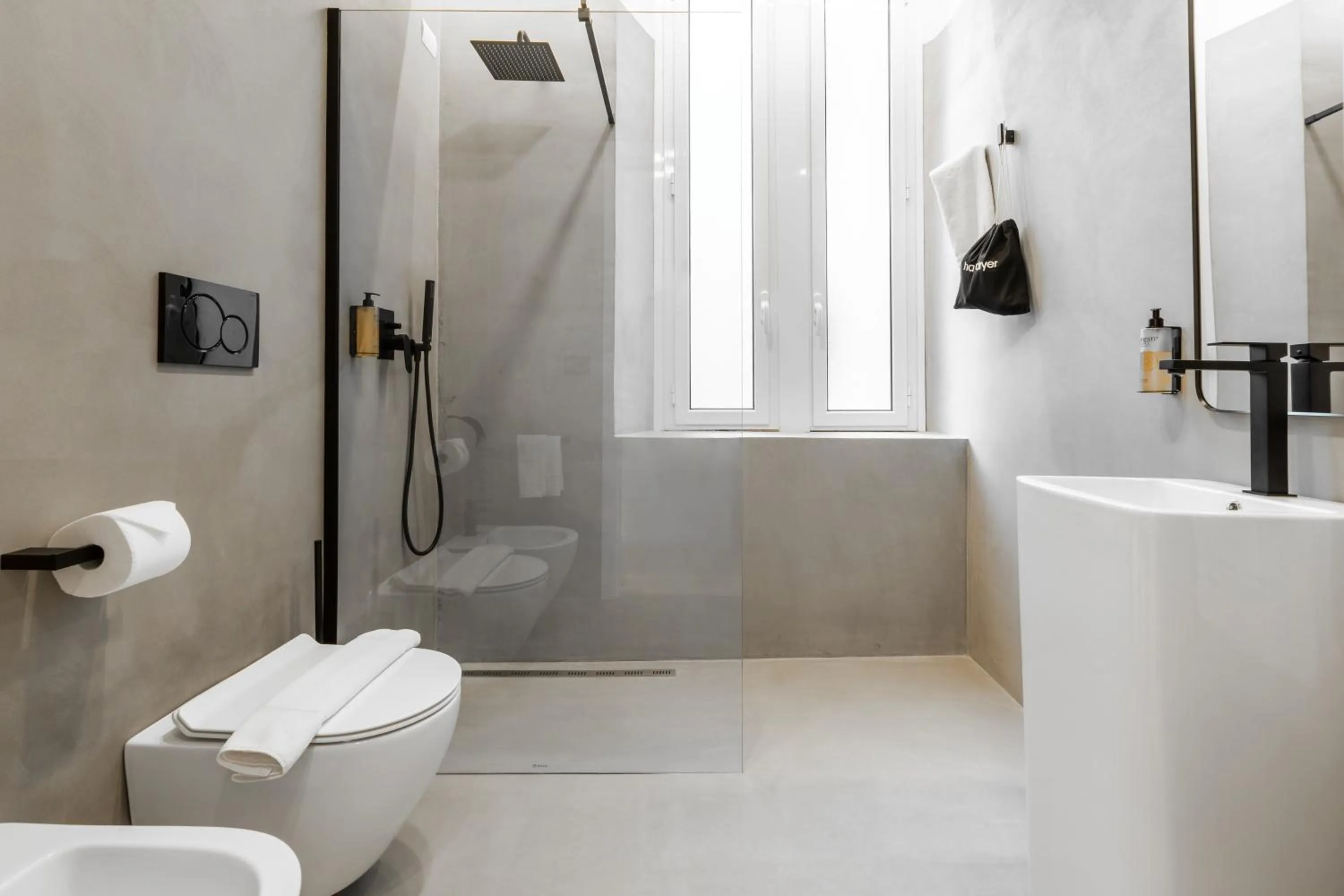 Bathroom in Veneto Suite Roma