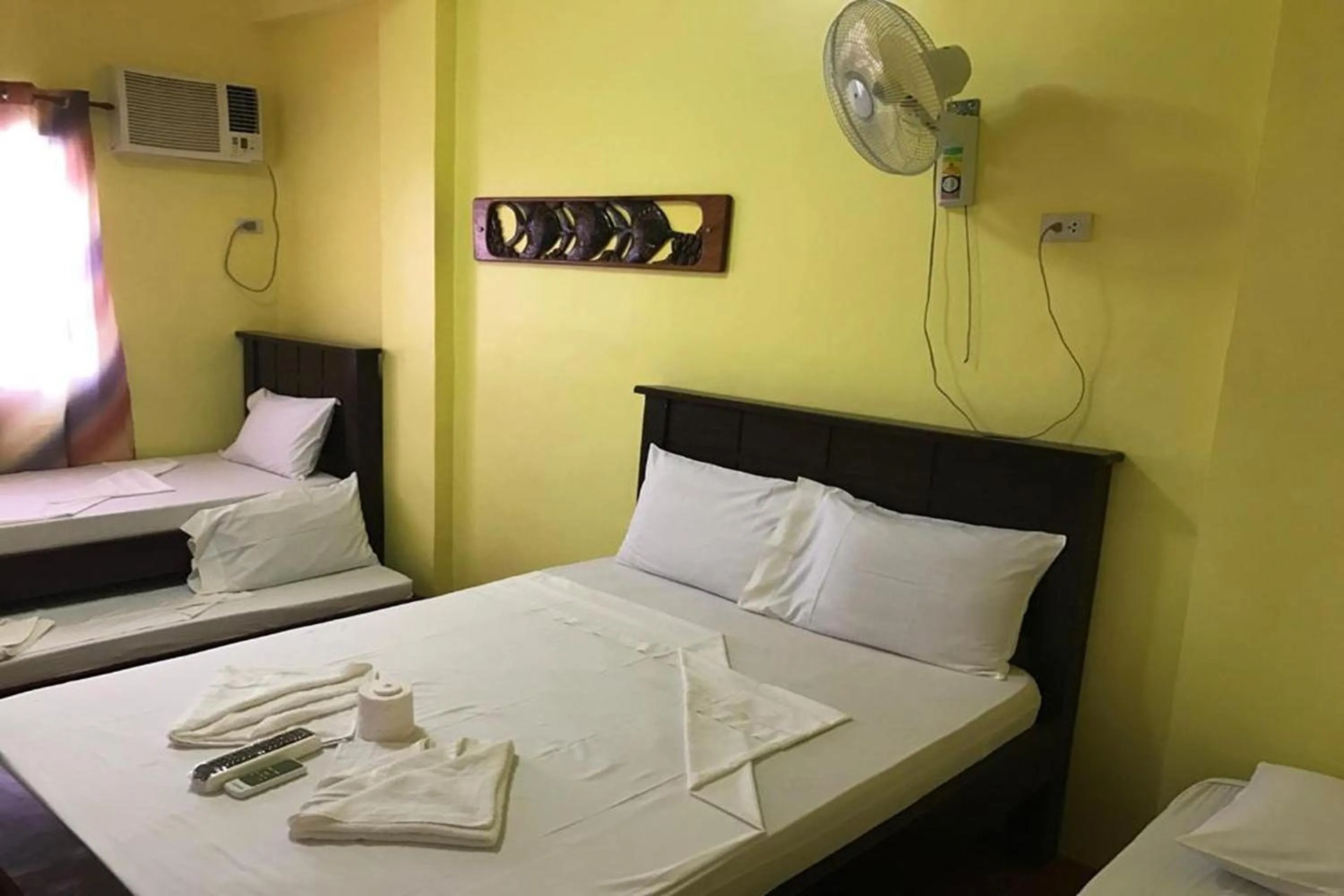 Photo of the whole room, Bed in Luis Bay Travellers Lodge Coron