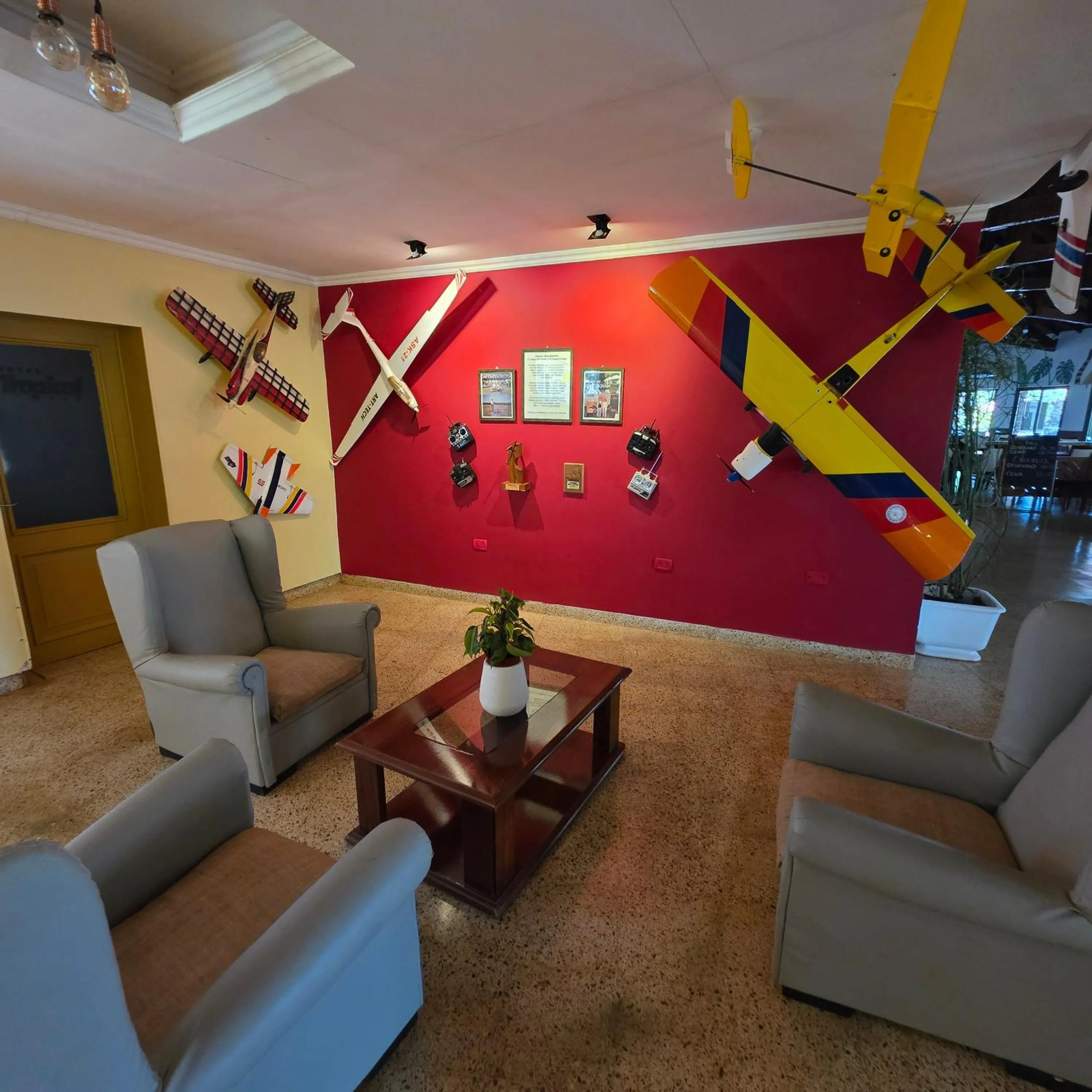 HOTEL TROPICAL IGUAZU