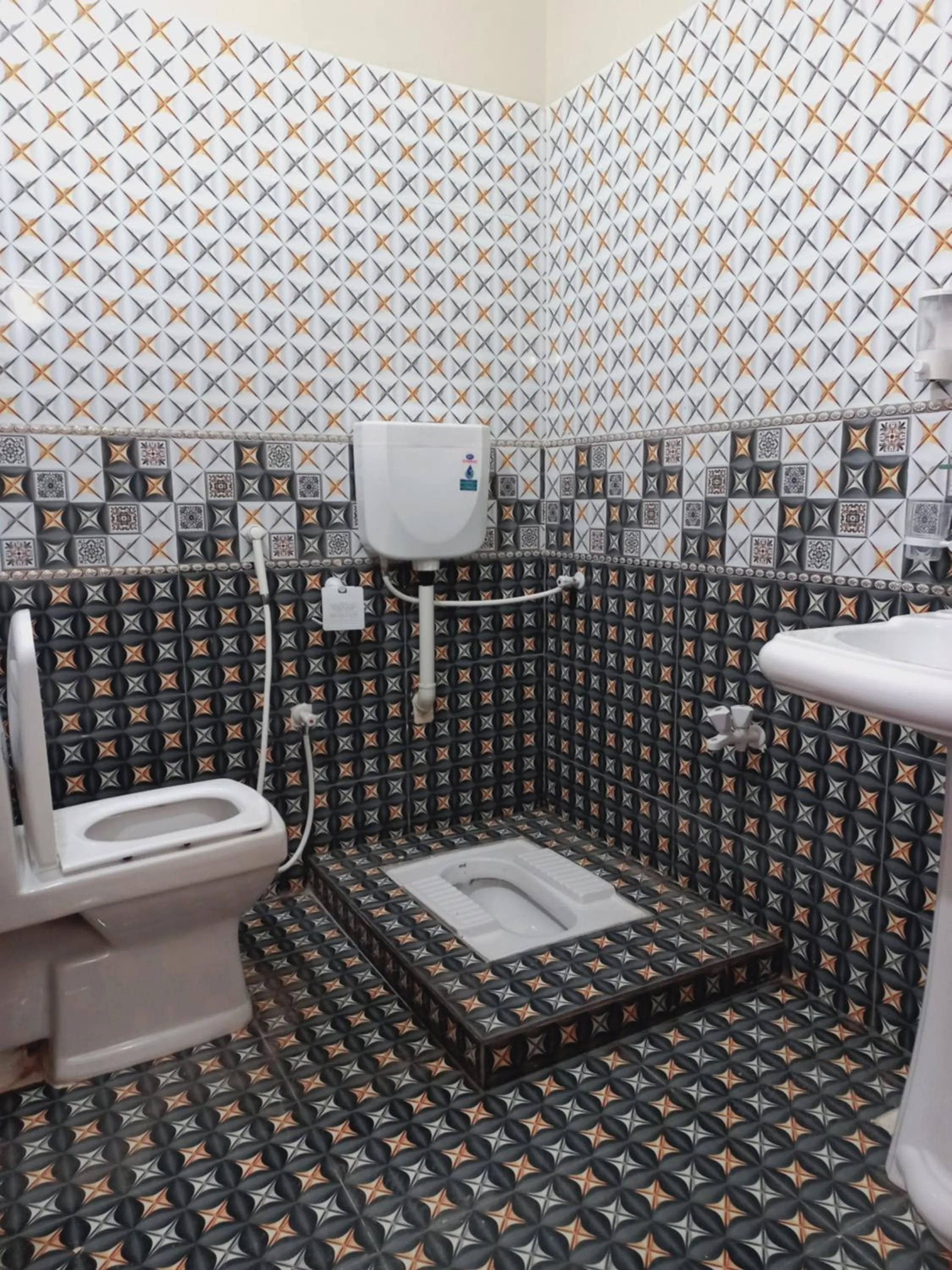 Rose Palace Guest House