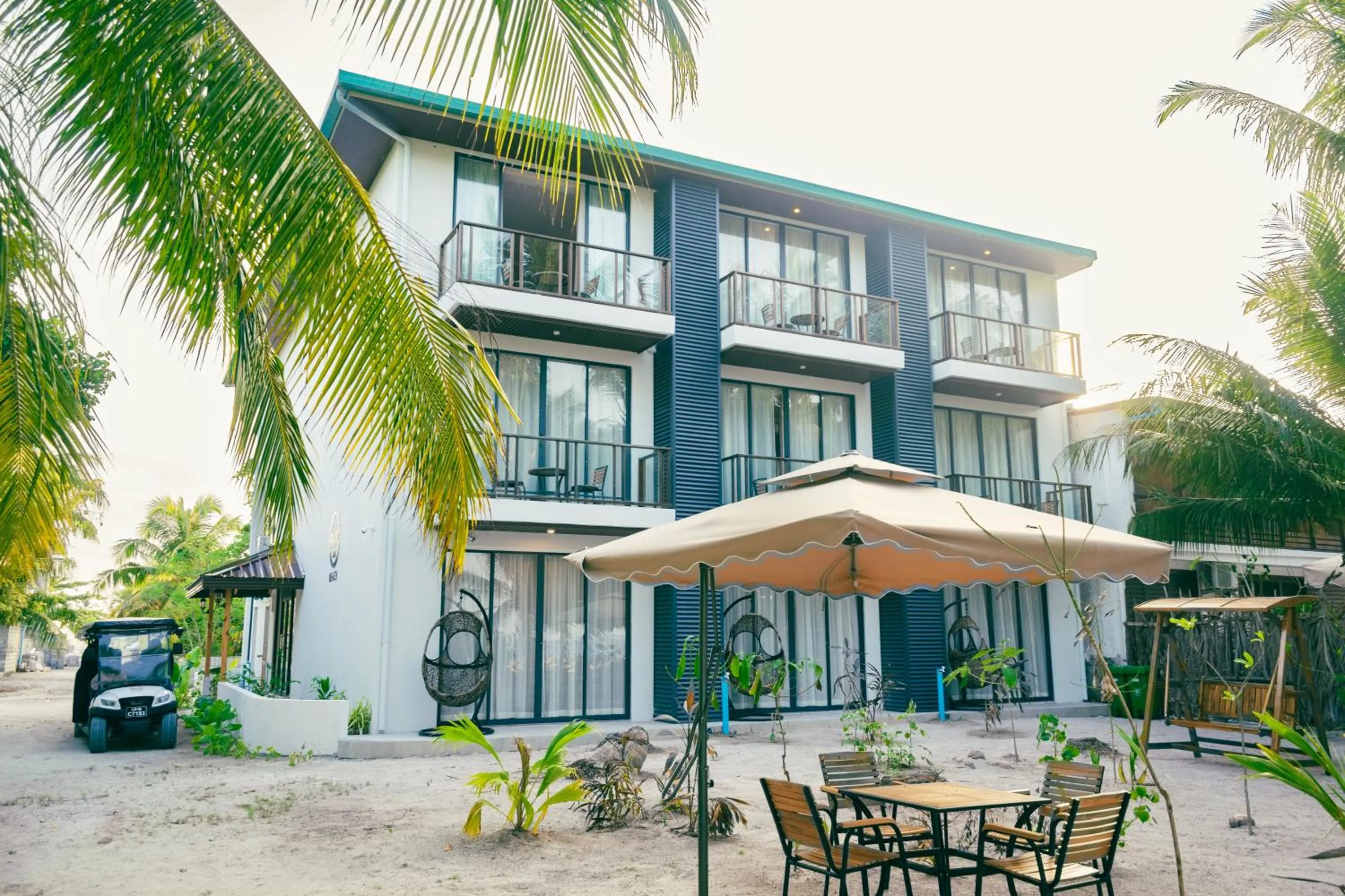 Property building in Chak’z 1964 Beach