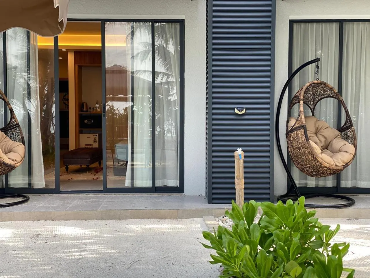 Day in Chak’z 1964 Beach