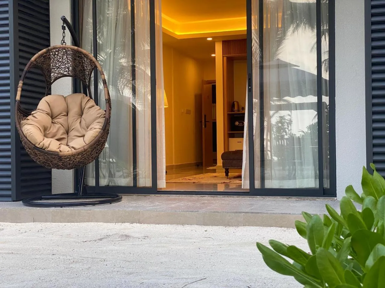 Day in Chak’z 1964 Beach