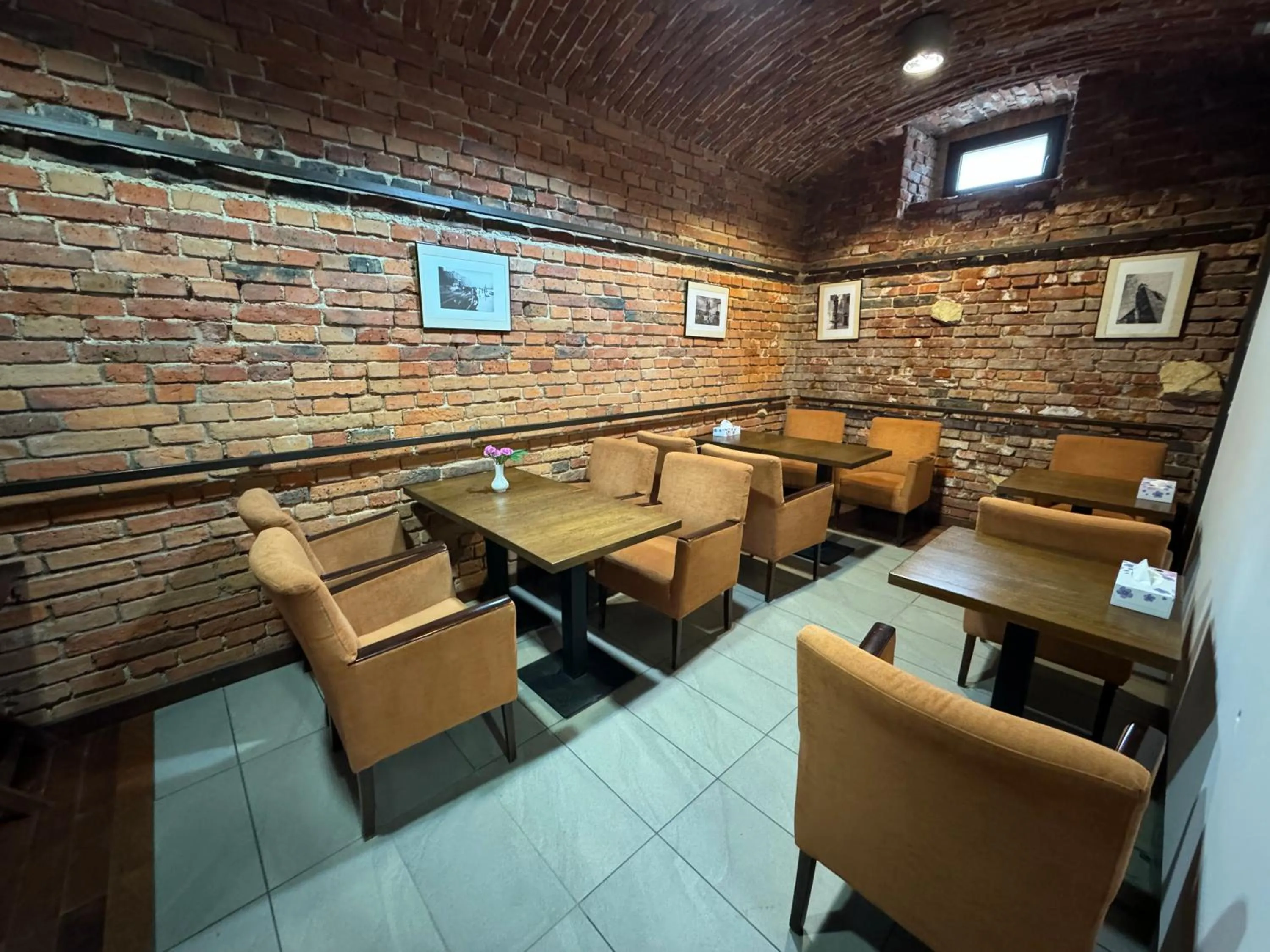 Property building in IRIS Aparthotel