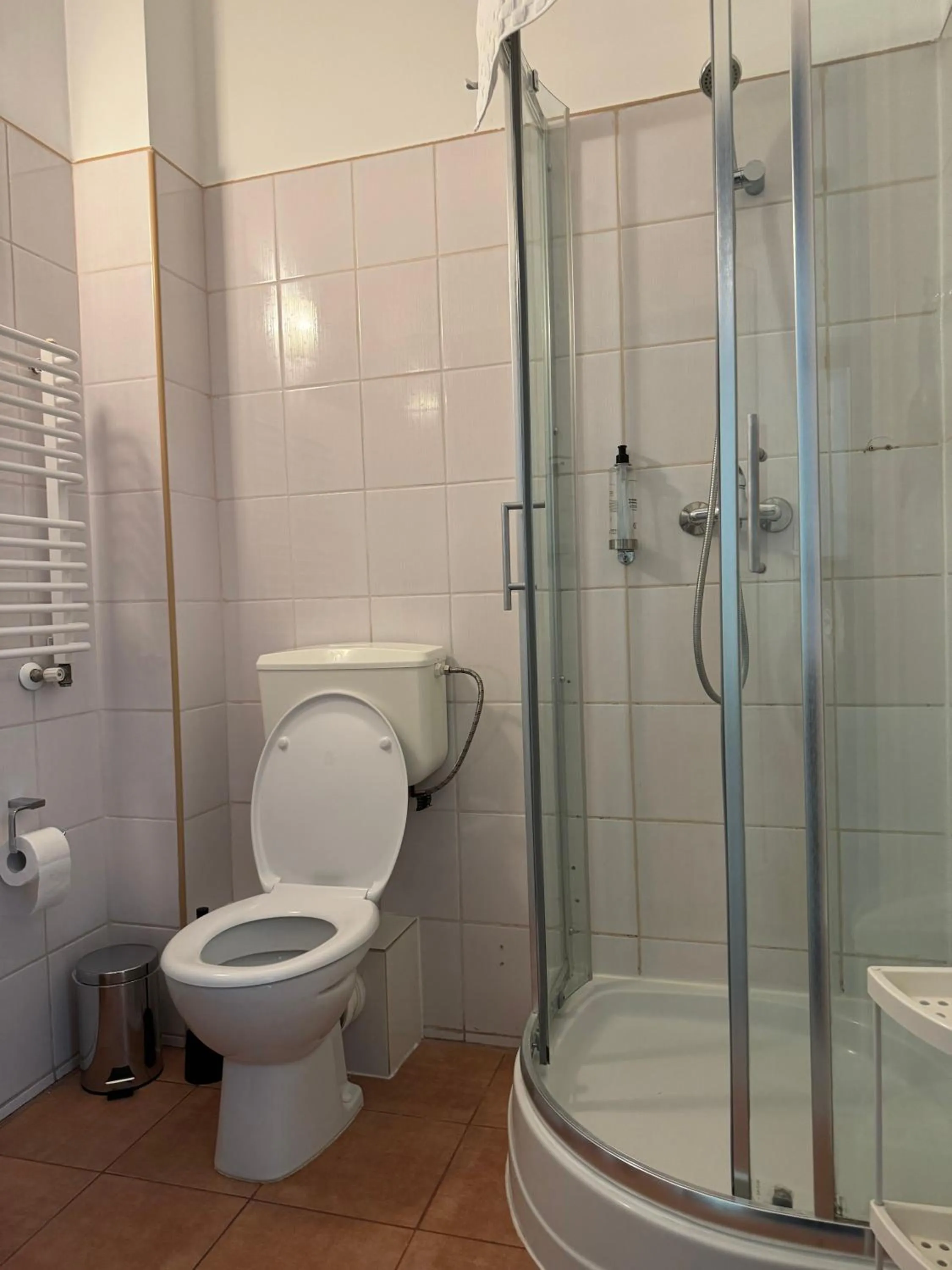 Shower in IRIS Aparthotel