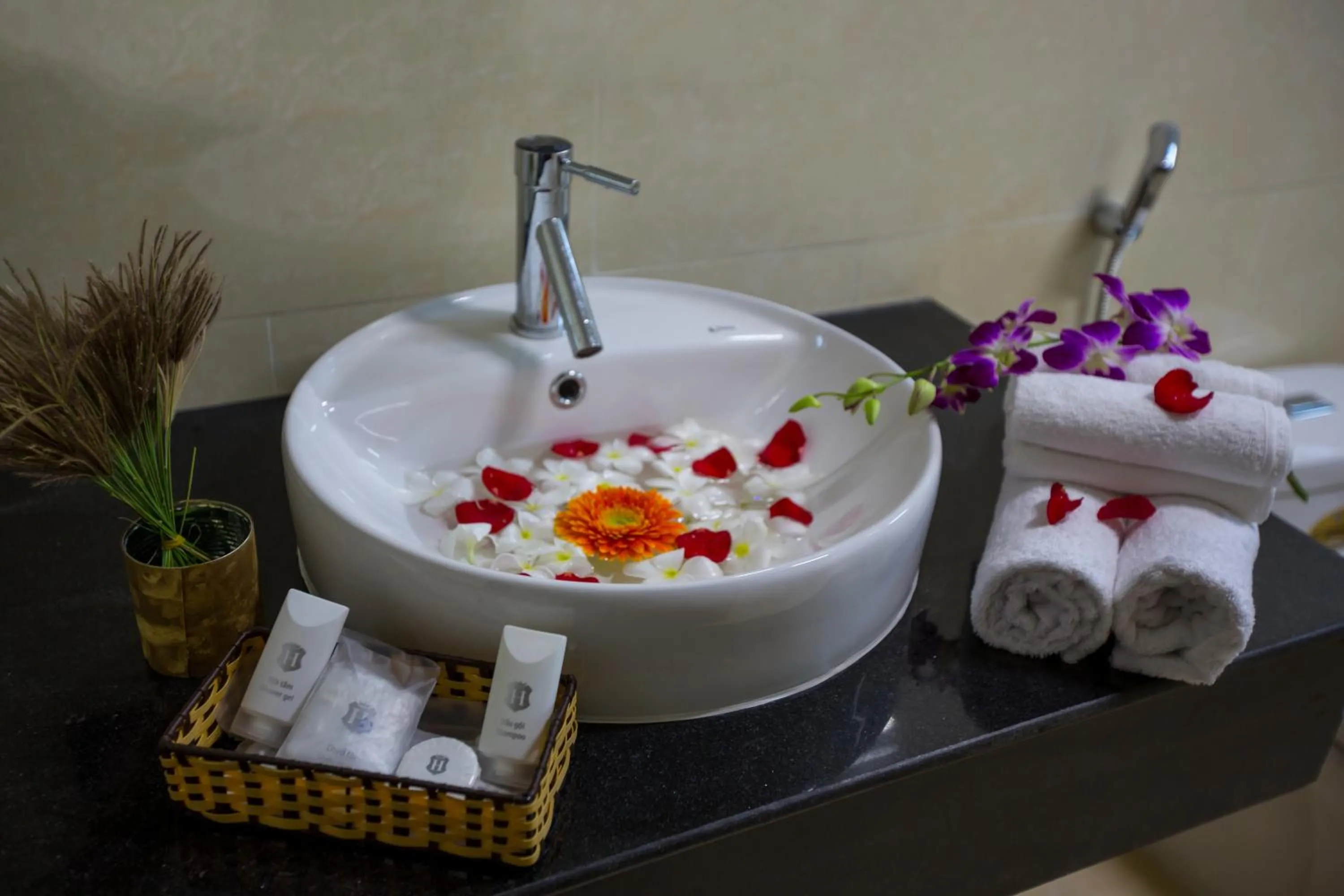 Bathroom in Han Huyen Homestay