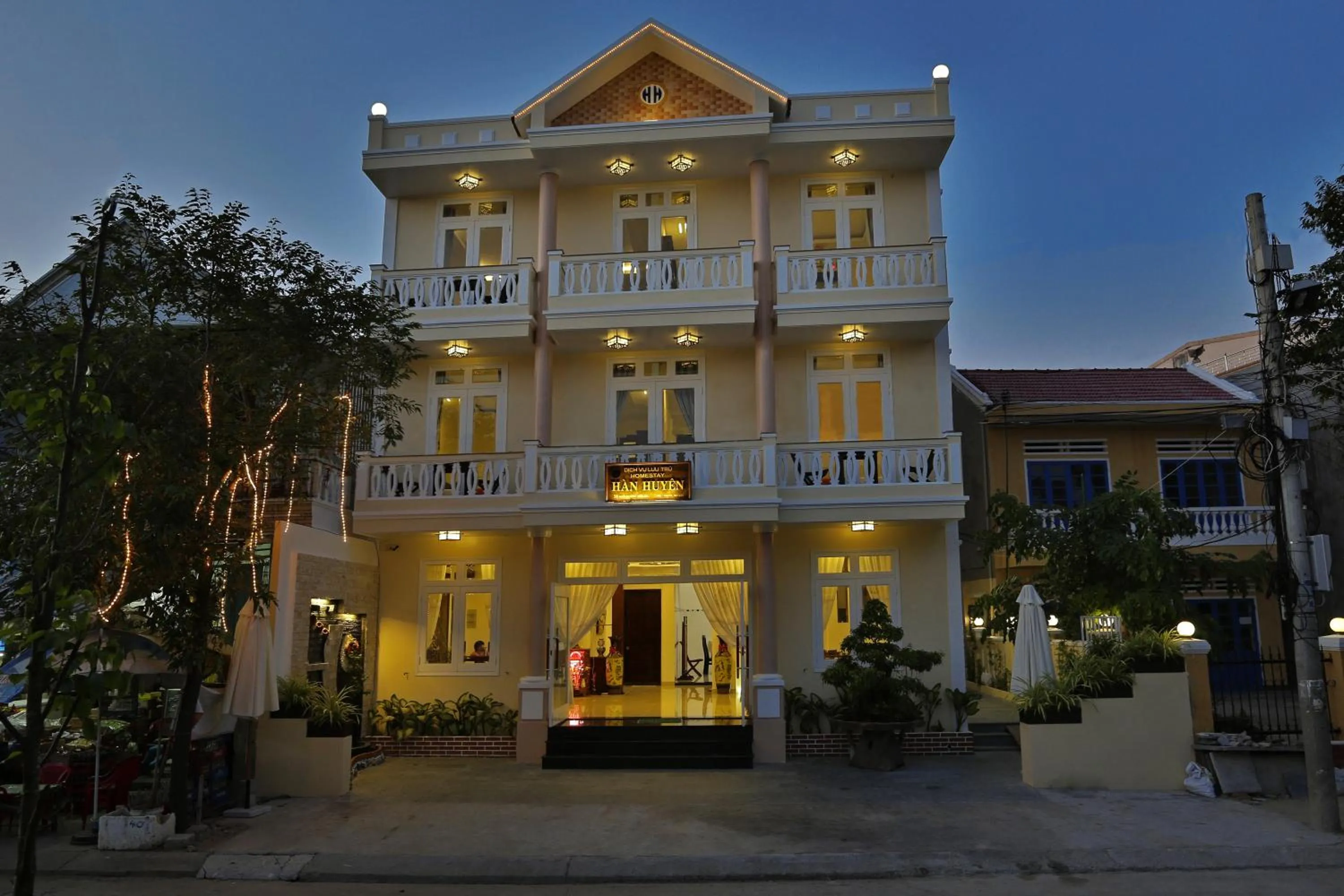 Night in Han Huyen Homestay