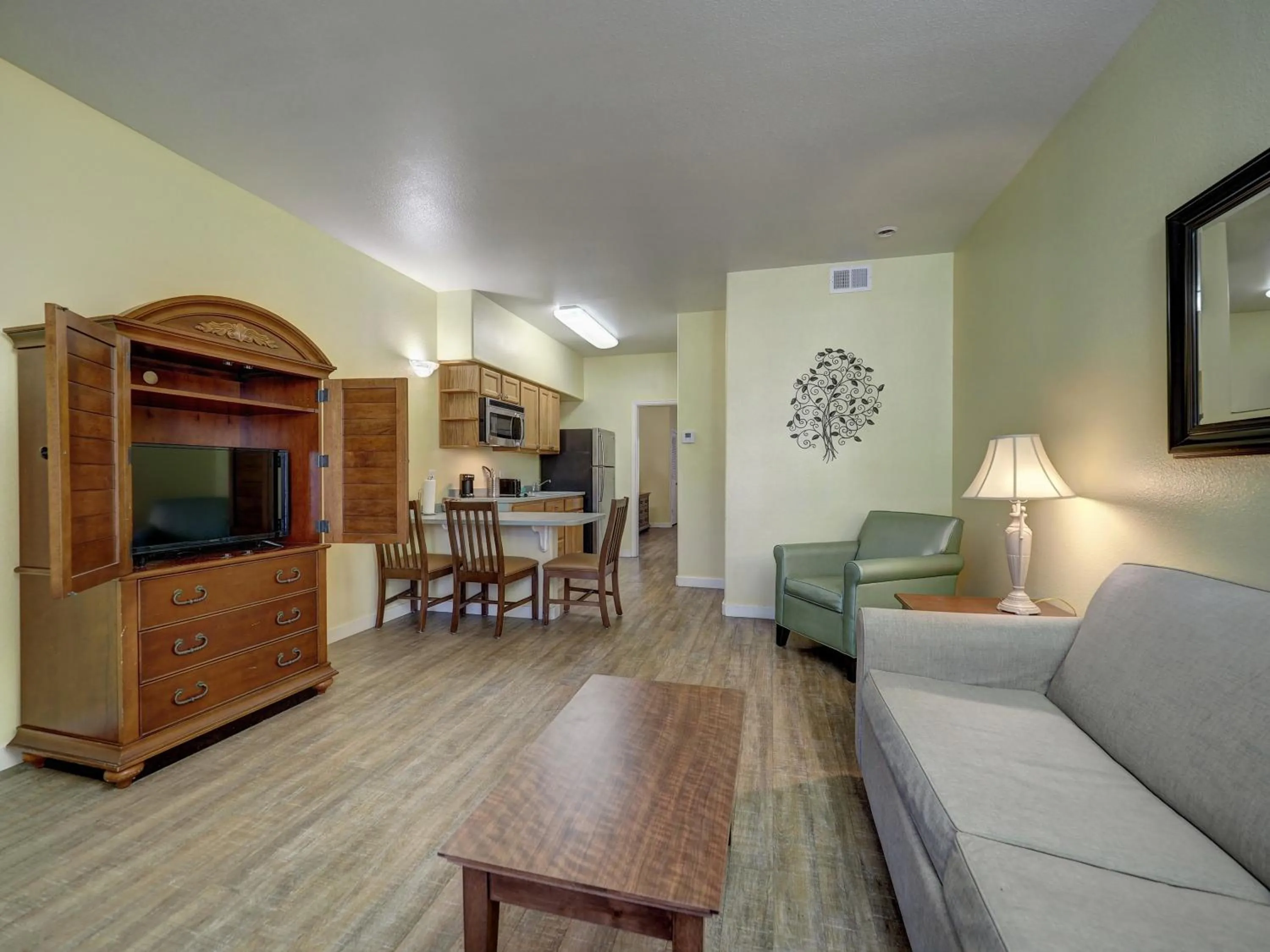 Dining area in Seashell Village Resort near the beach with kitchens