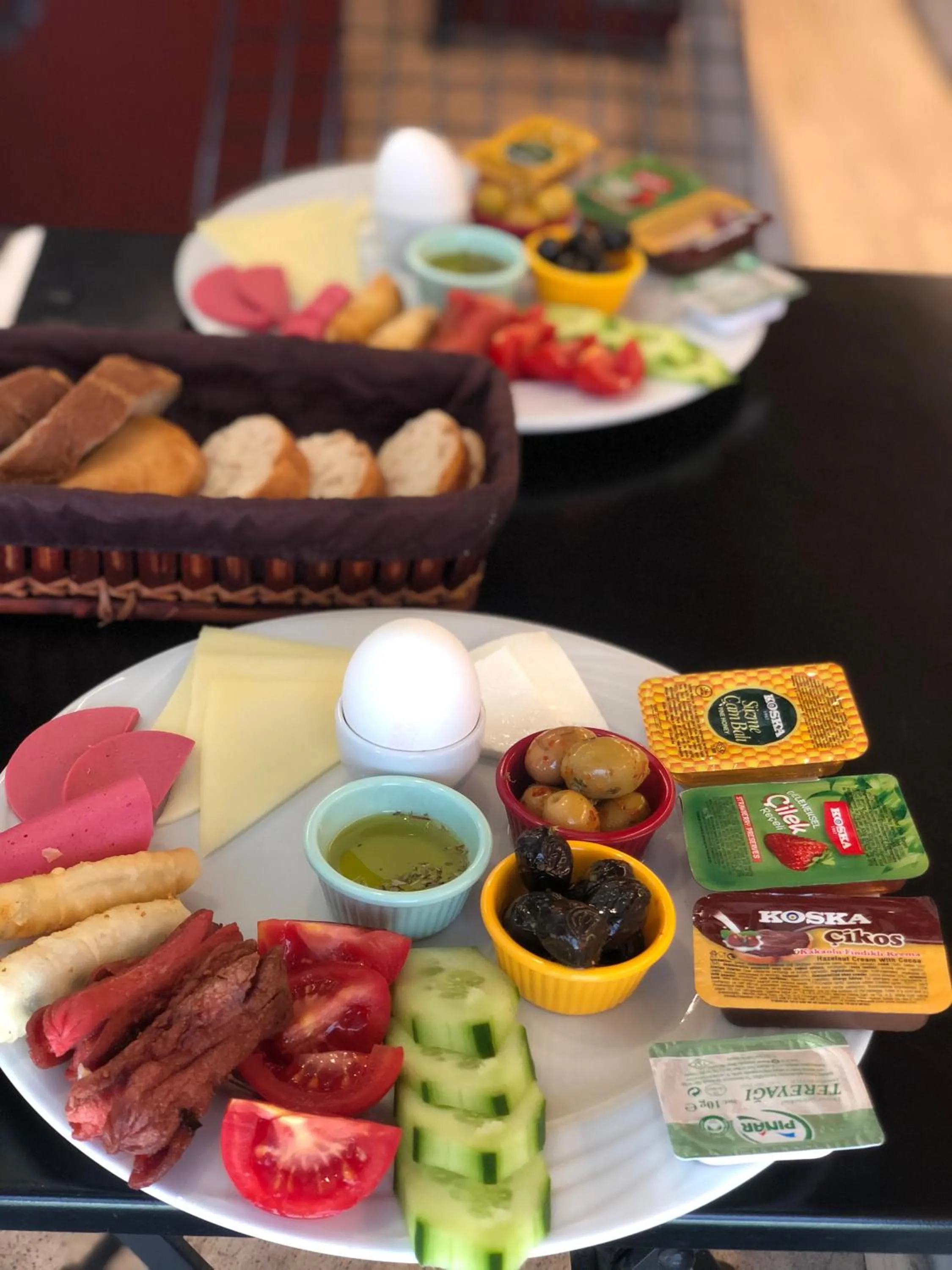 Breakfast in Miller Hotel