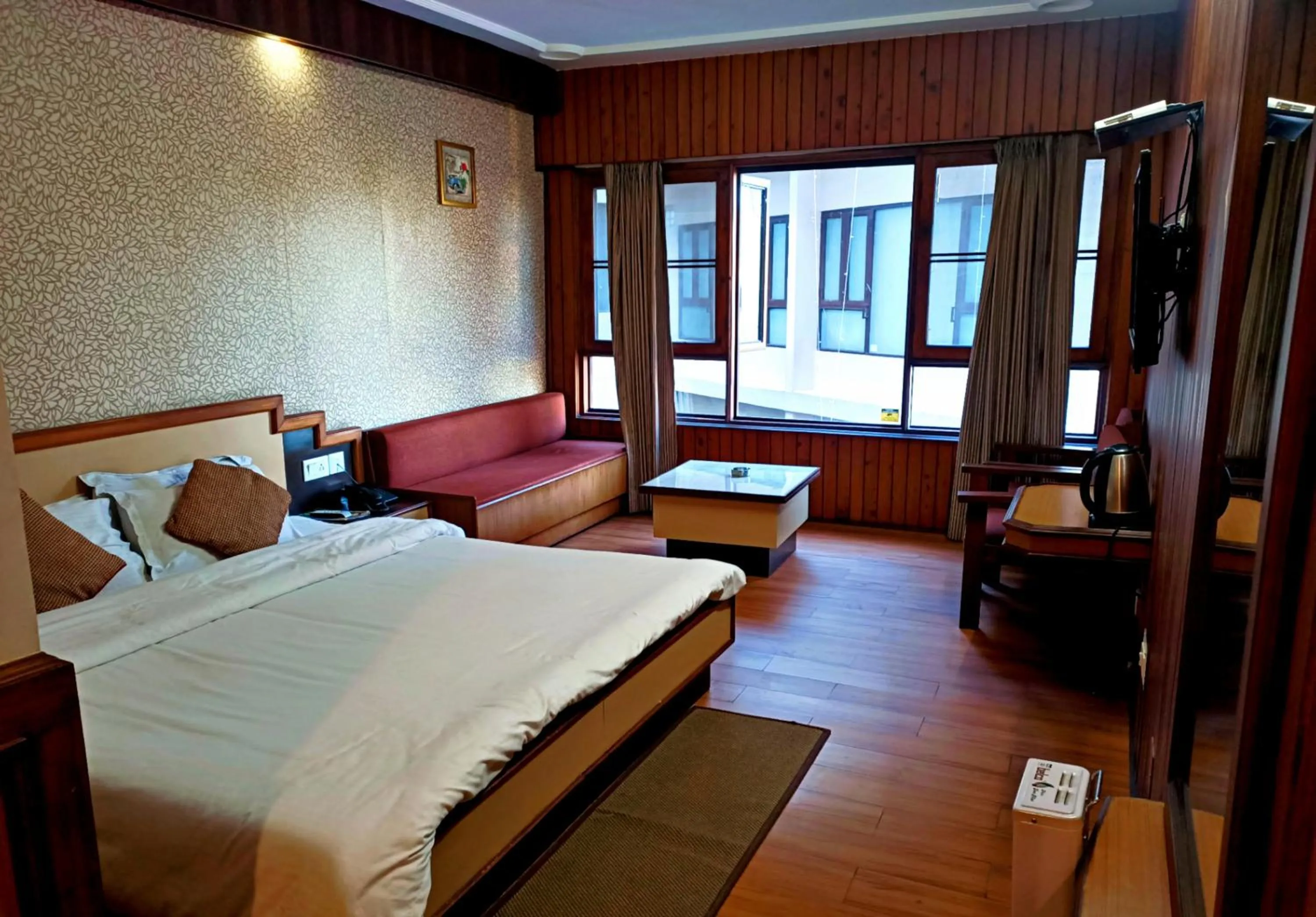 Bed in Hotel Vishnu Palace