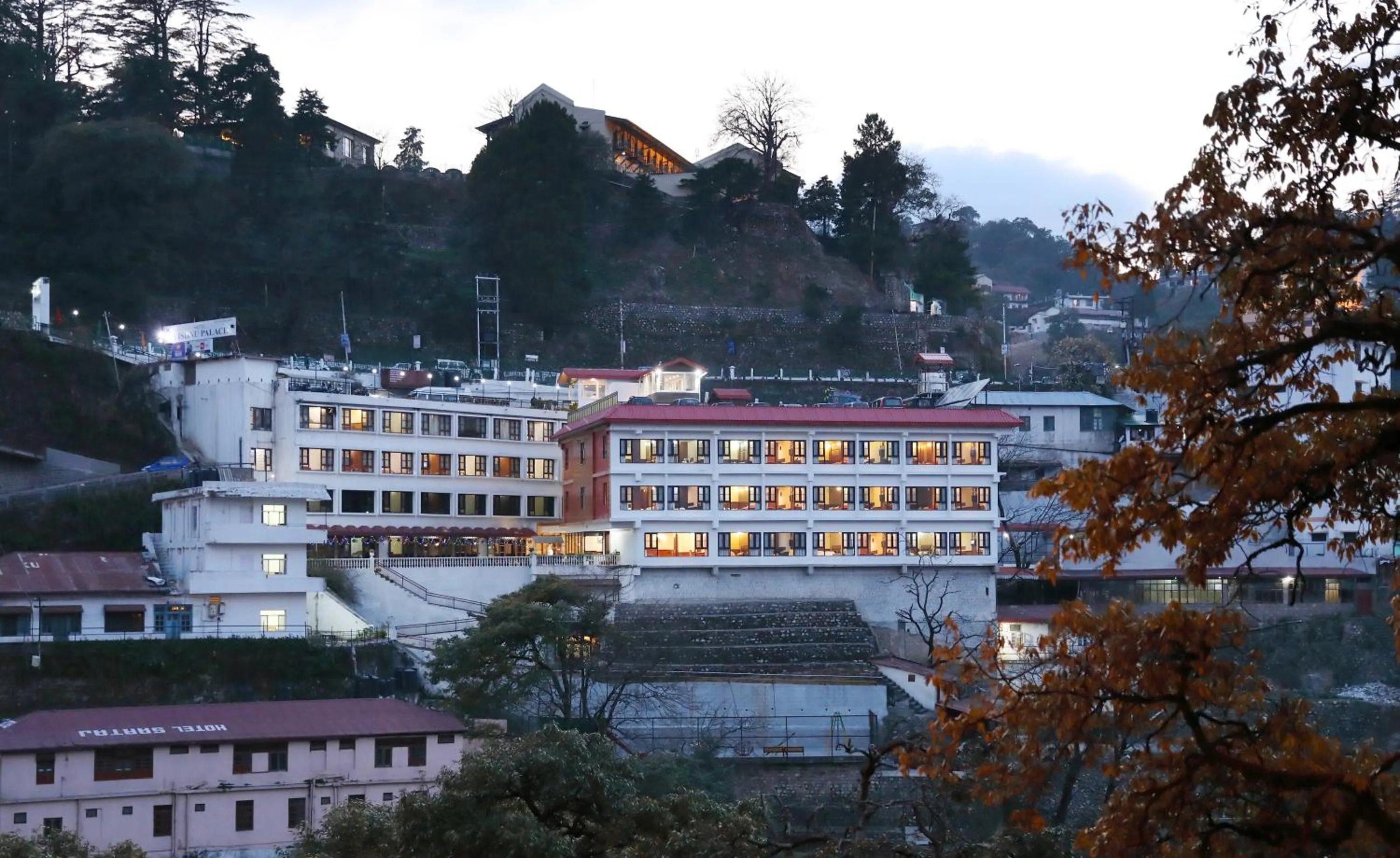 Hotel Vishnu Palace