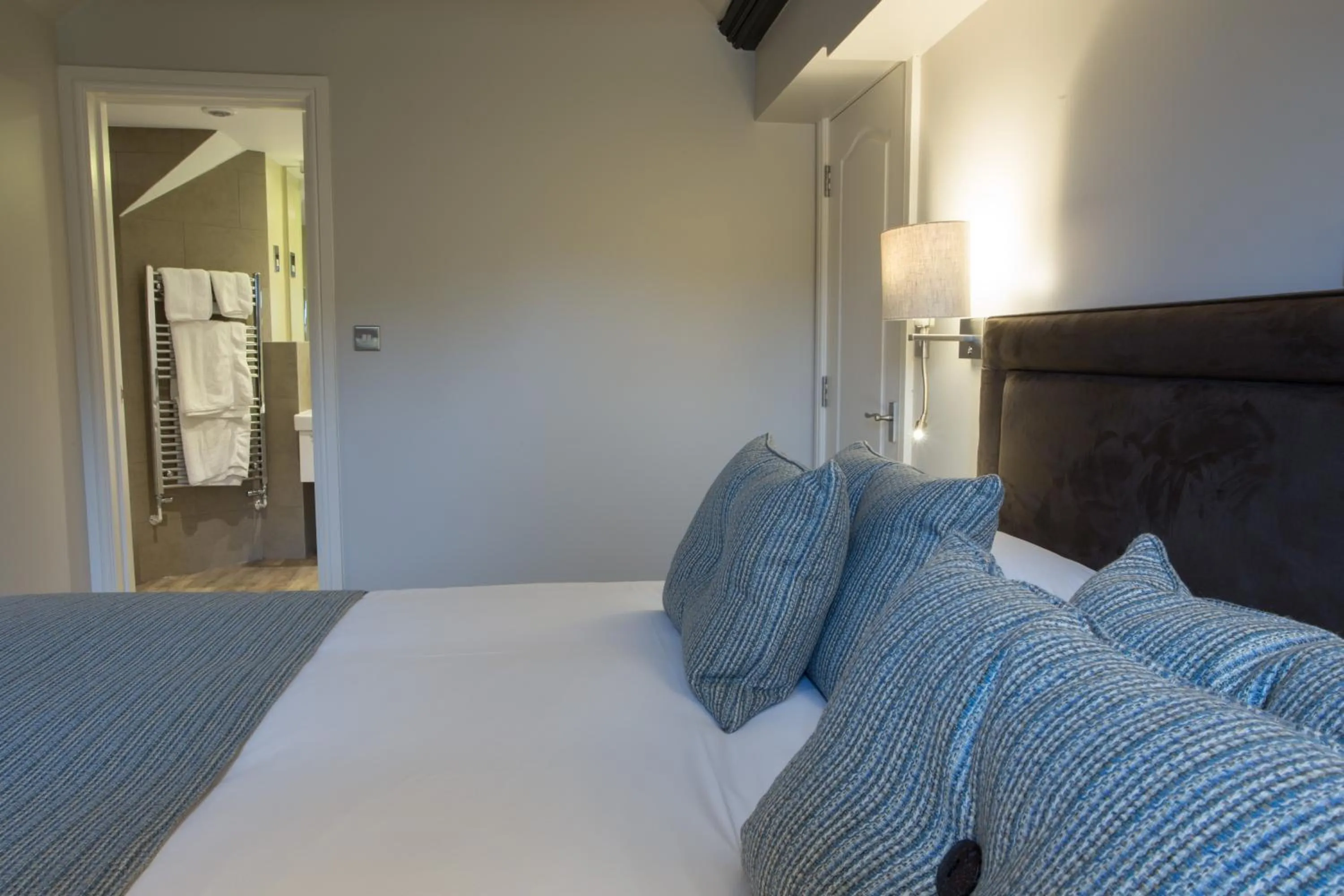 Decorative detail, Bed in Stirrups Hotel