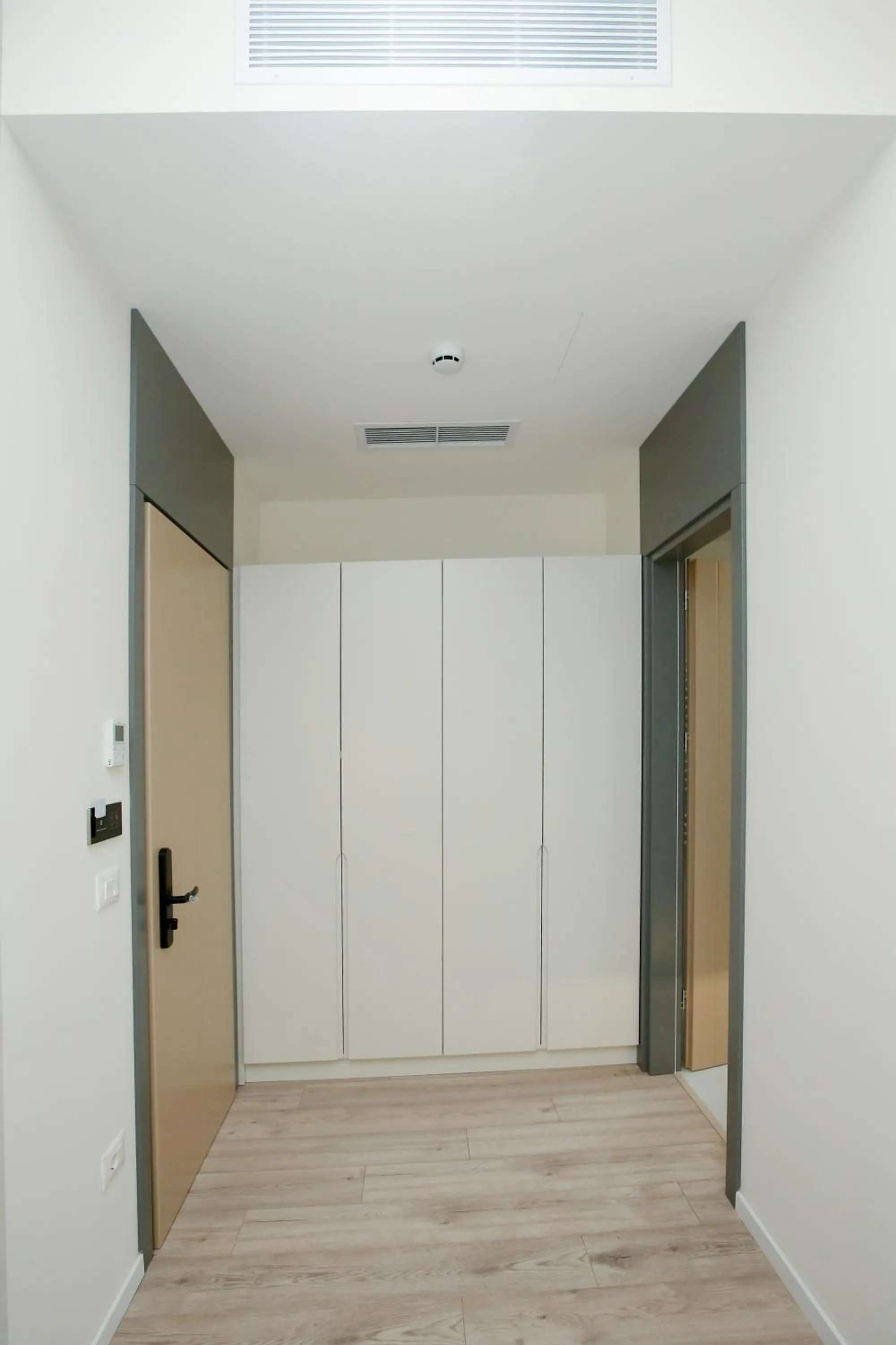 wardrobe in NÓS Luxury Rooms Shkoder