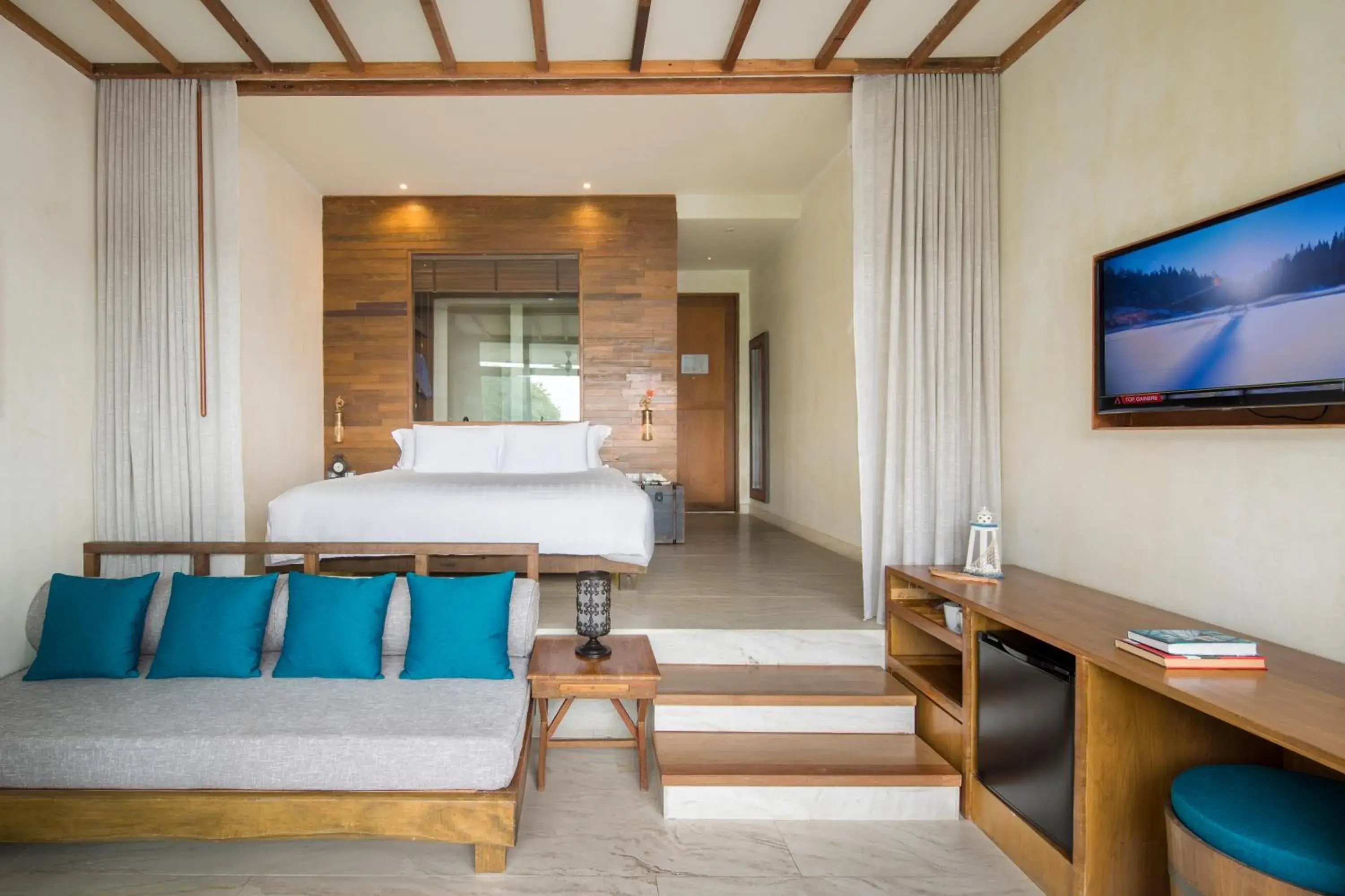 Superior Sea View ( 24 Hours Use of Room )  in U Pattaya Superior Sea View ( 24 Hours Use of Room )  in U Pattaya