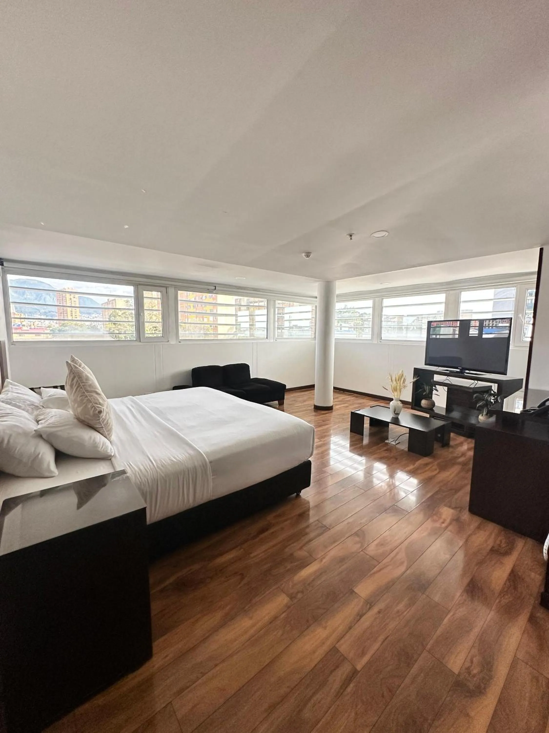 Bed in HOTEL SHERIDAN BOGOTA