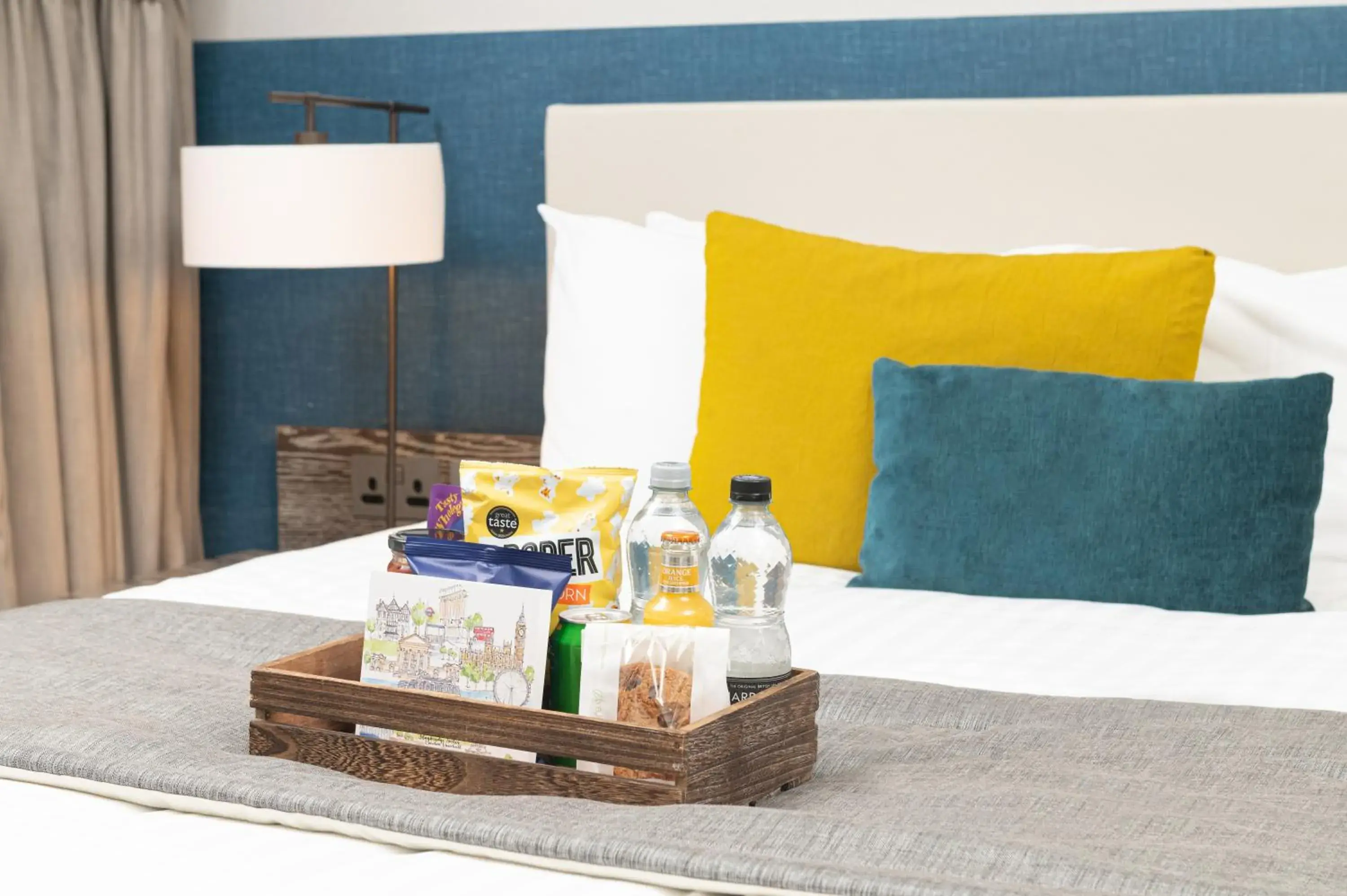 King Studio Suite in Staybridge Suites London-Vauxhall by IHG King Studio Suite in Staybridge Suites London-Vauxhall by IHG