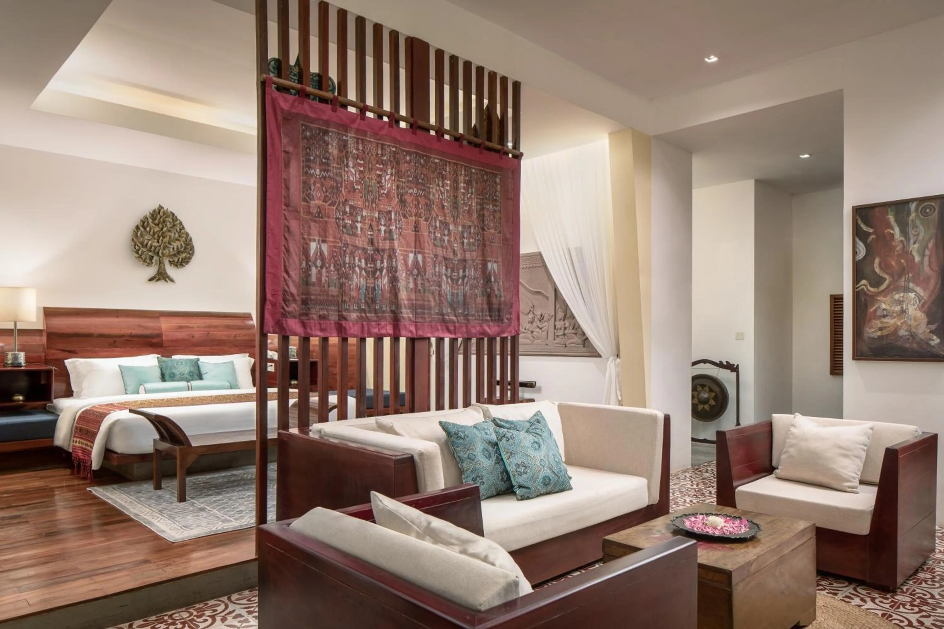 Bed in Lynnaya Urban River Resort