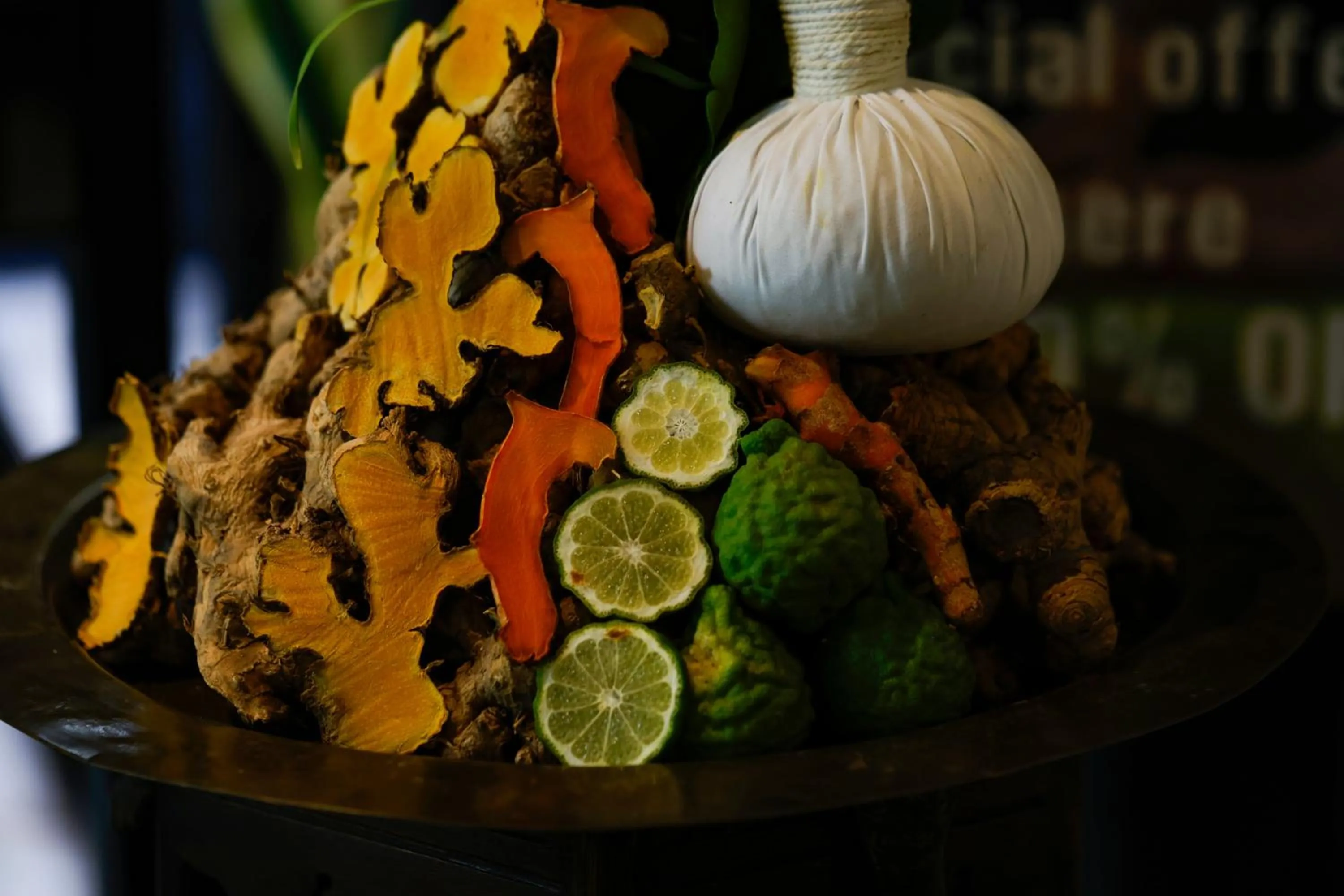 Massage in Lynnaya Urban River Resort