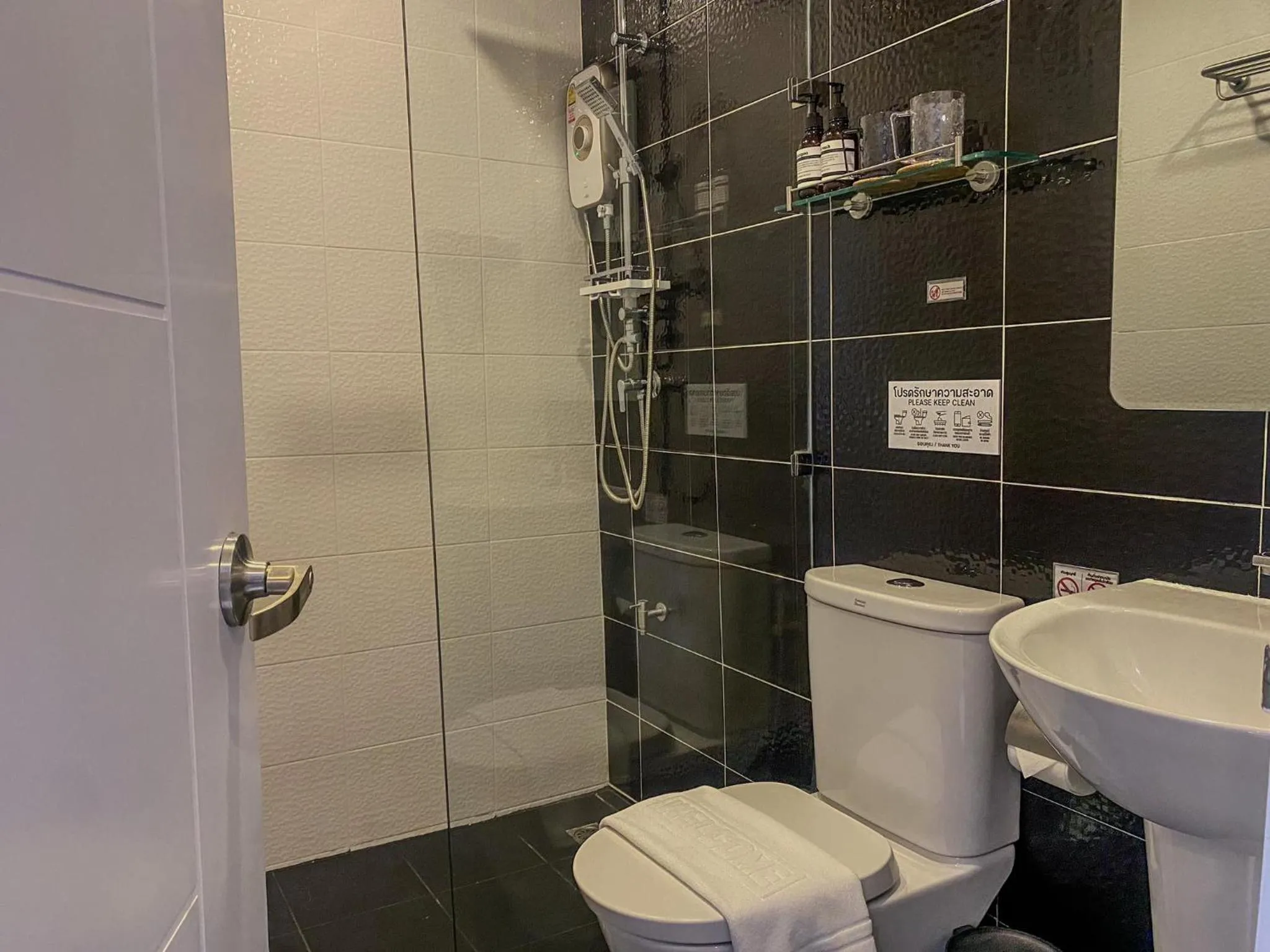 CRAFT 7th Boutique Nimman