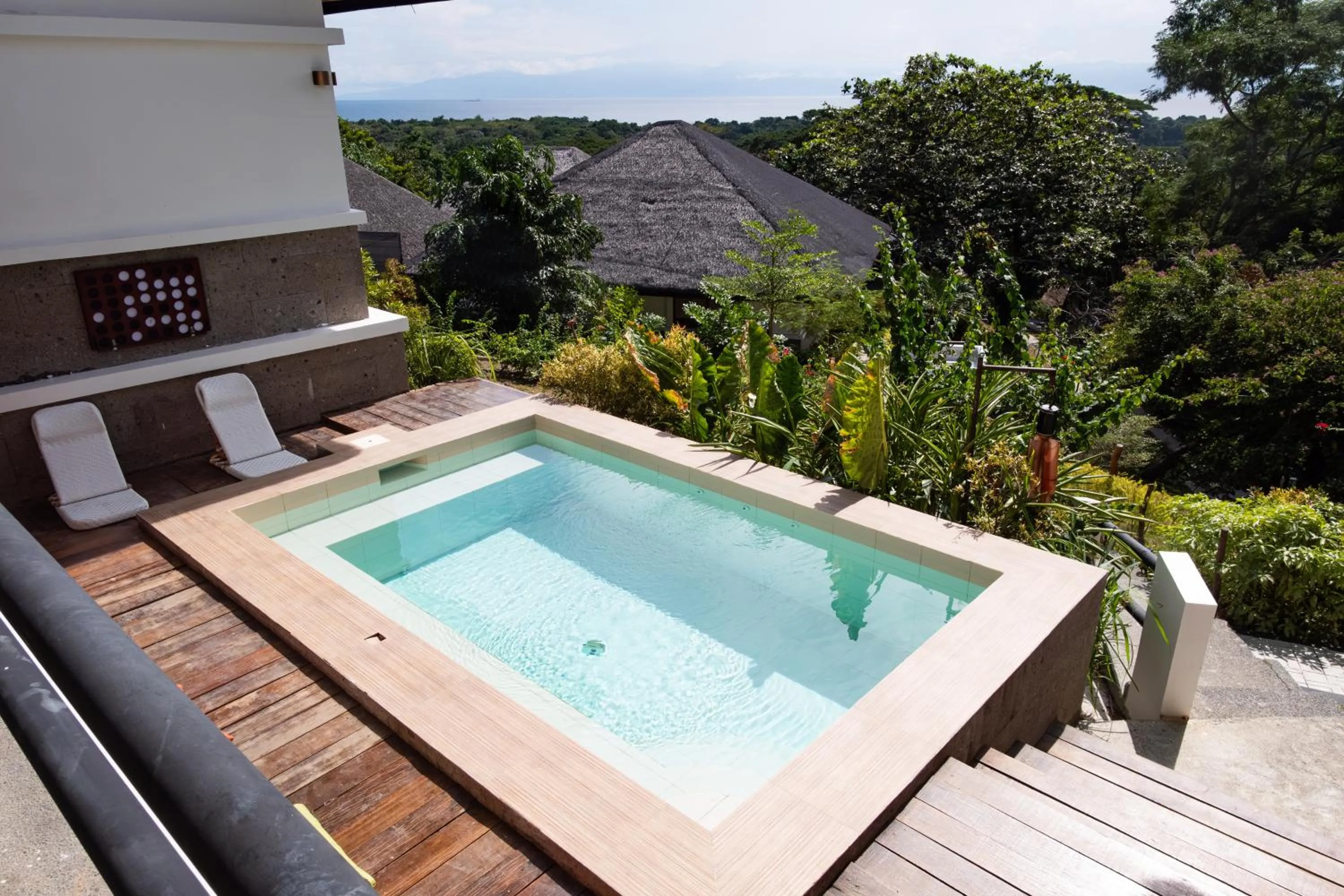 Swimming pool in Nawa Wellness