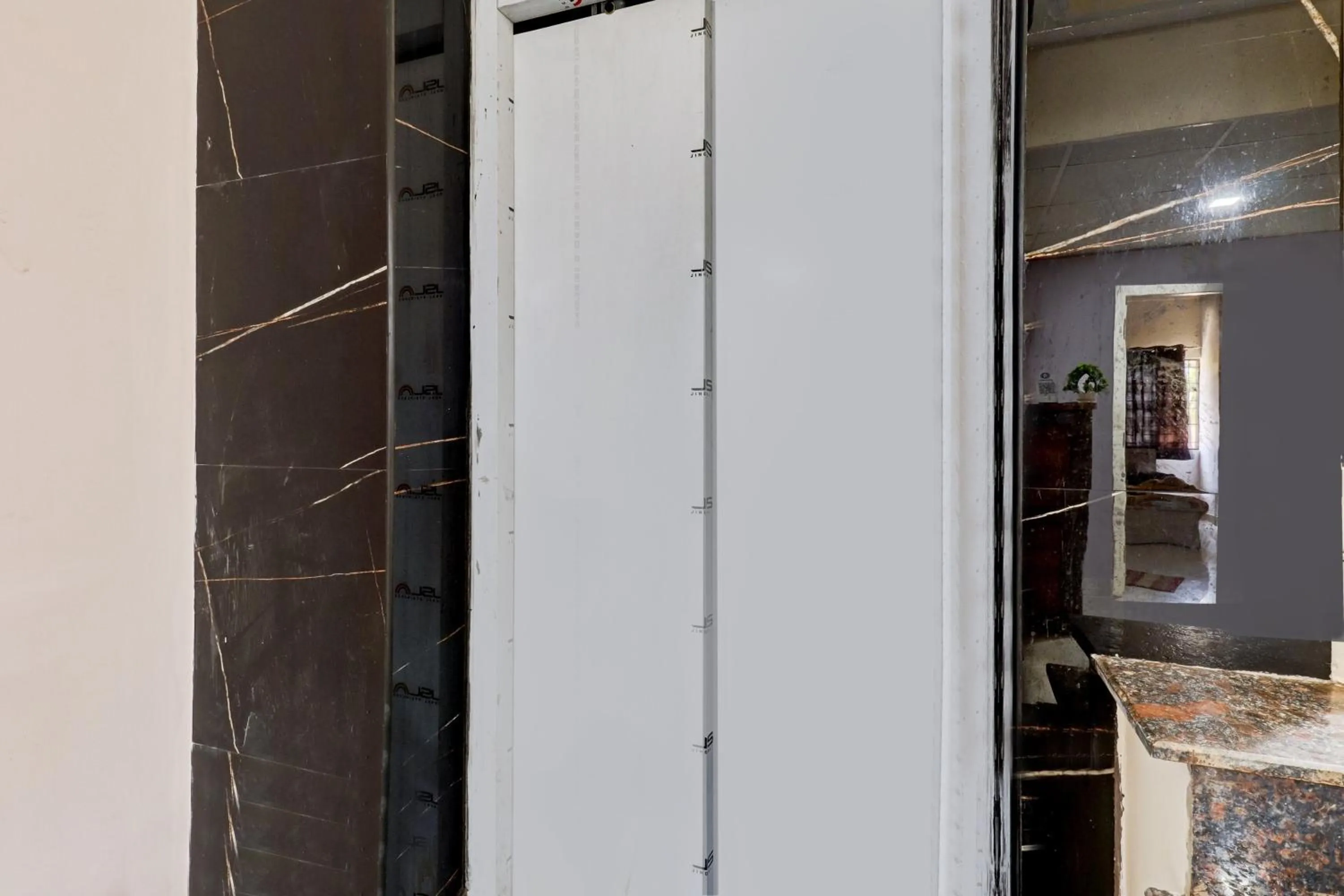 Lobby or reception in Hotel O Power Spirits Boarding and Lodging