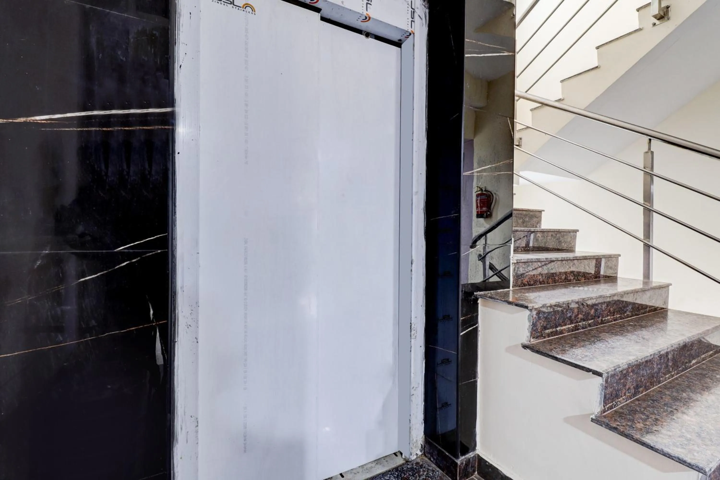 Lobby or reception in Hotel O Power Spirits Boarding and Lodging