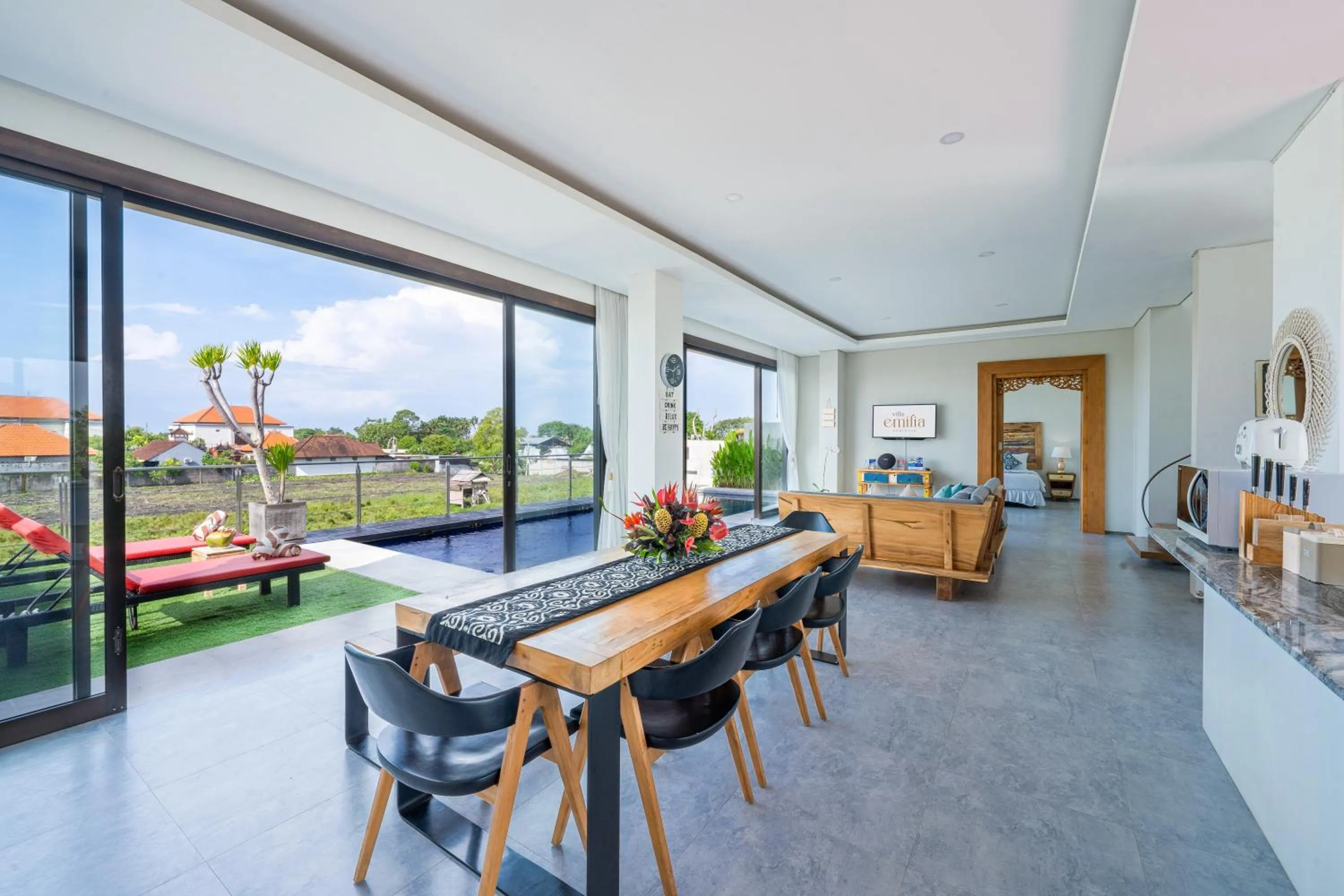 TV and multimedia in Villa Emilia Seminyak by Nagisa Bali