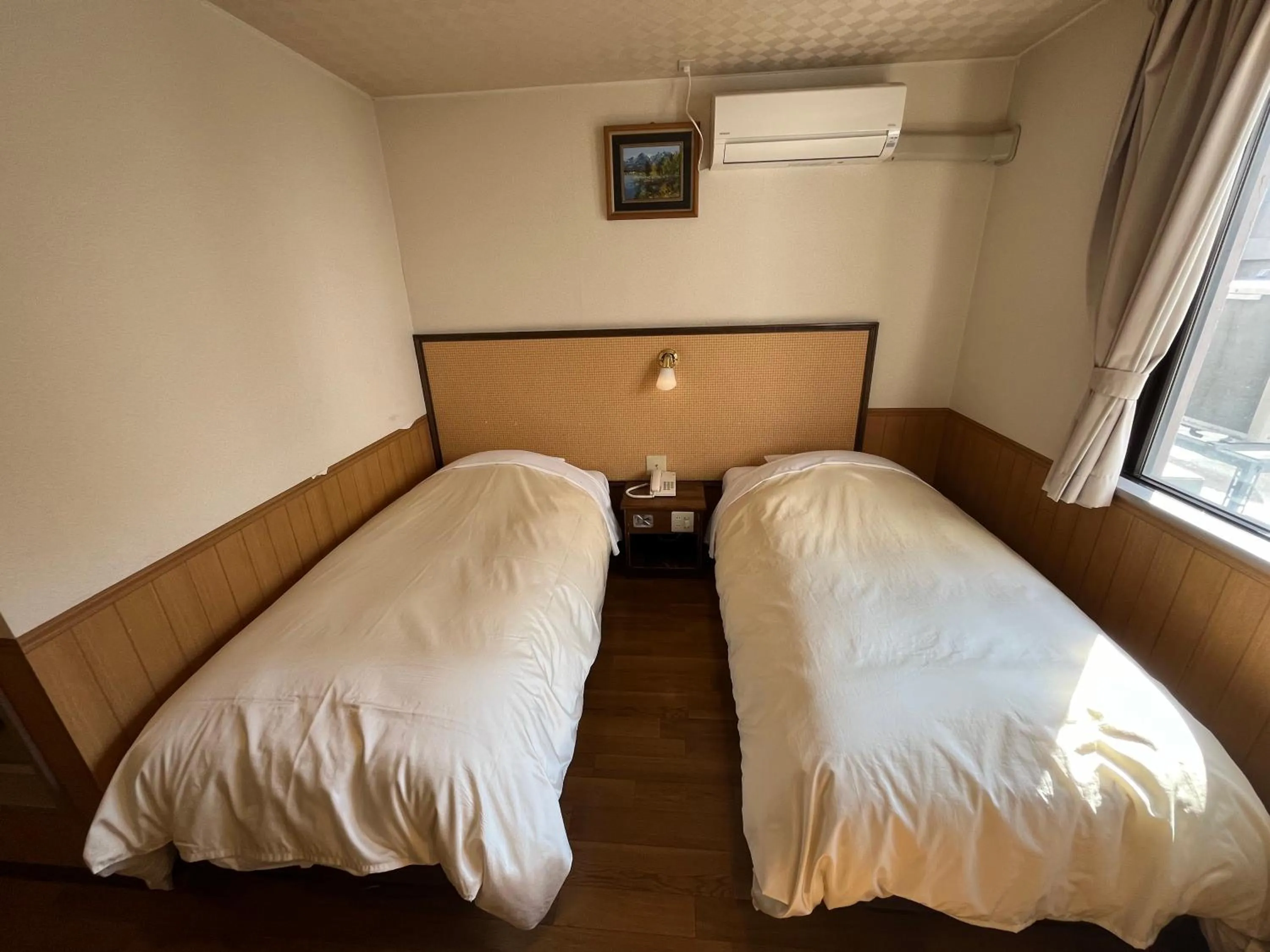 Bedroom, Bed in Hotel Marsh Land