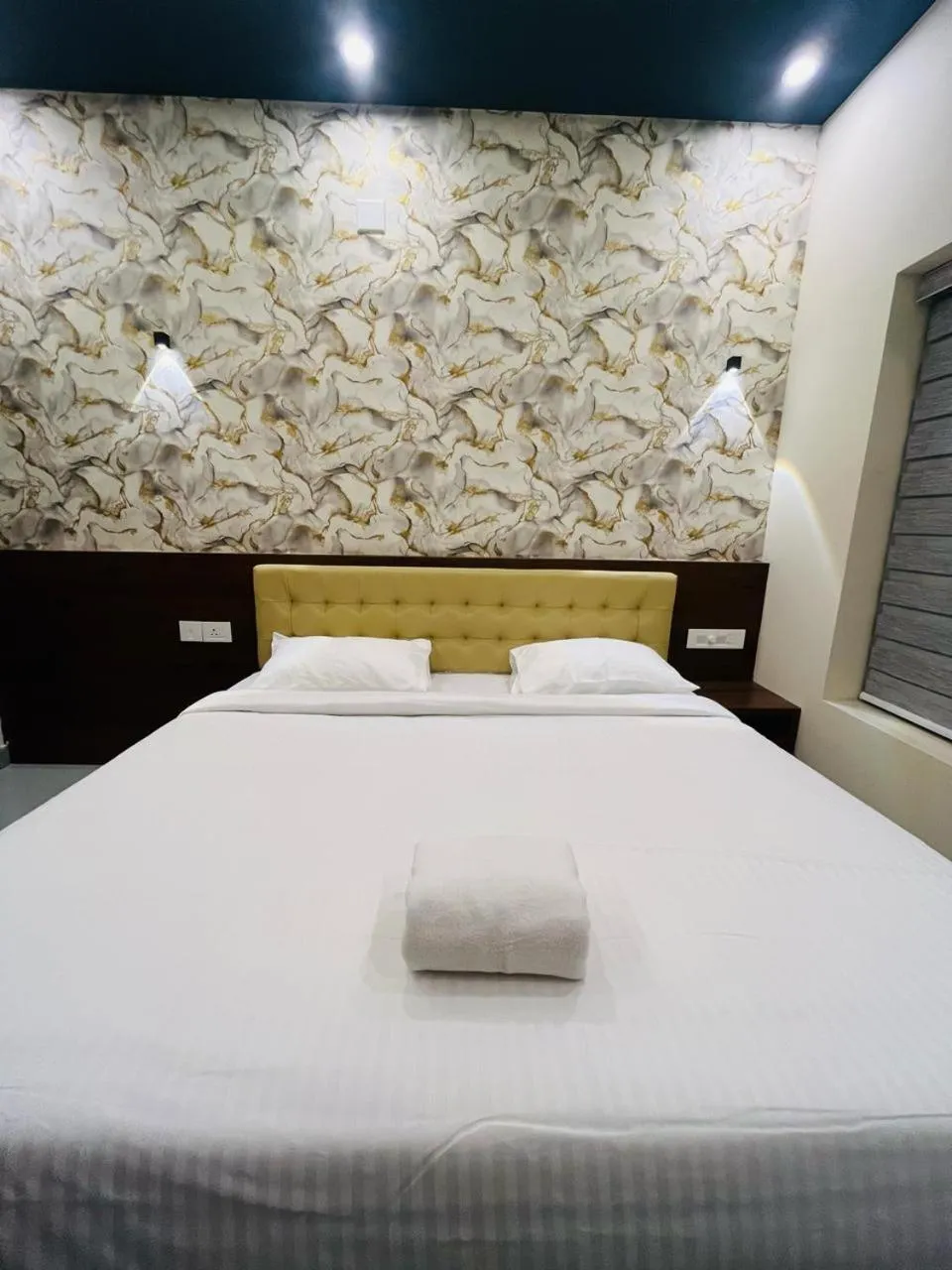 Bed in Kovilakam Achutham